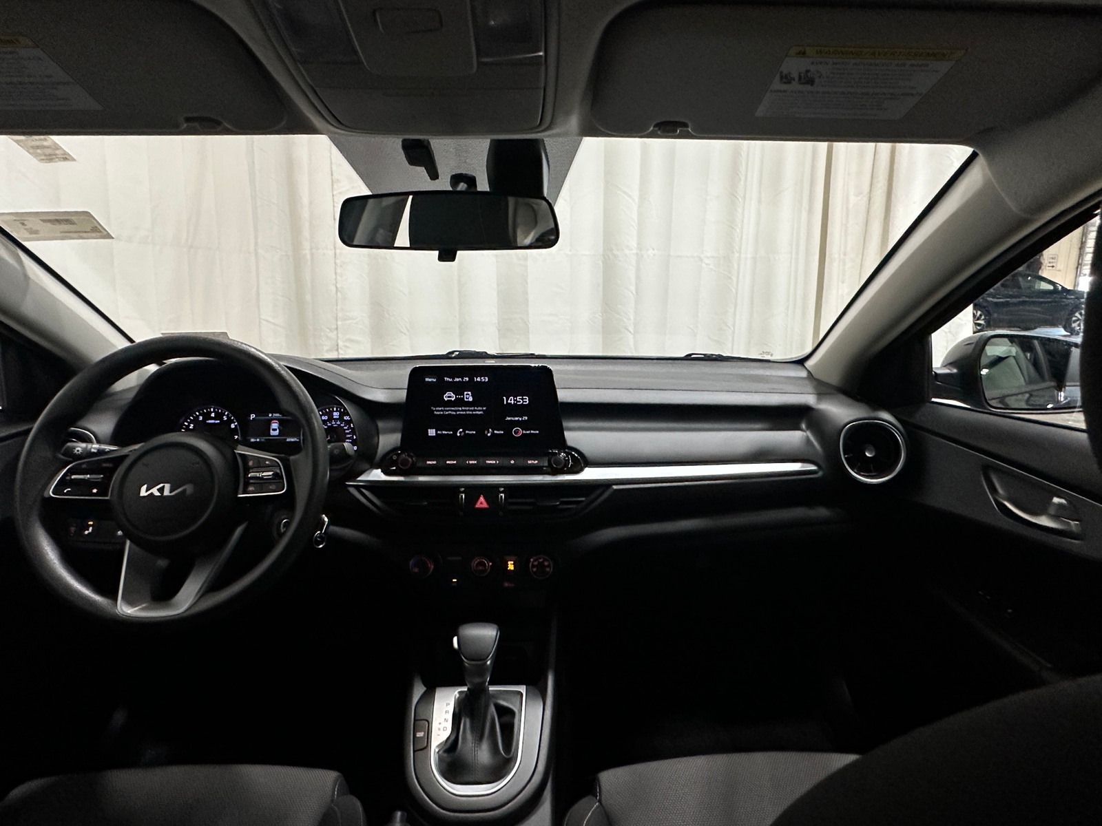 Thumbnail: 2023 Kia Forte - 3