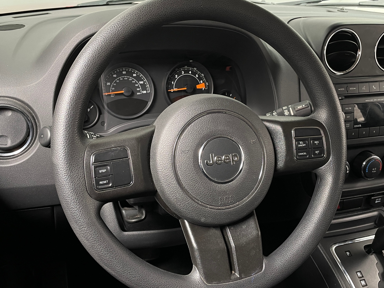 Thumbnail: 2017 Jeep Patriot - 5