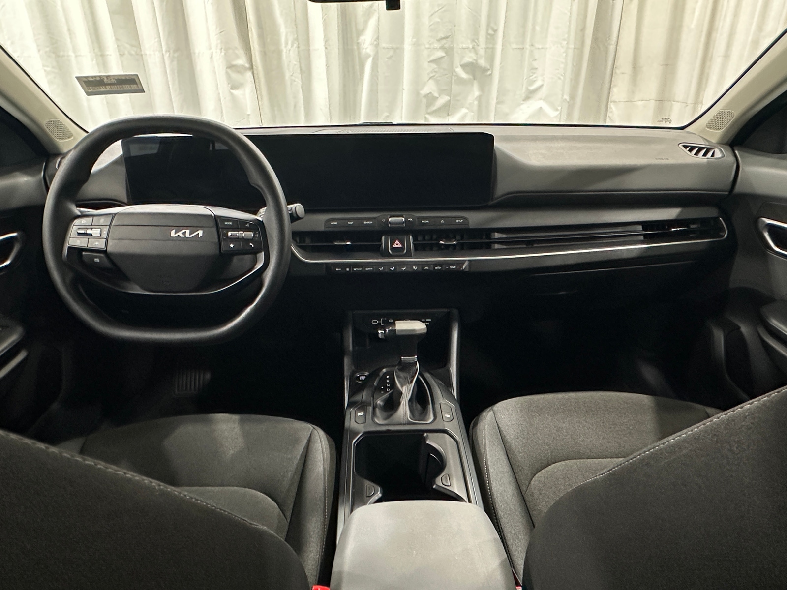 Thumbnail: 2025 Kia K4 - 3