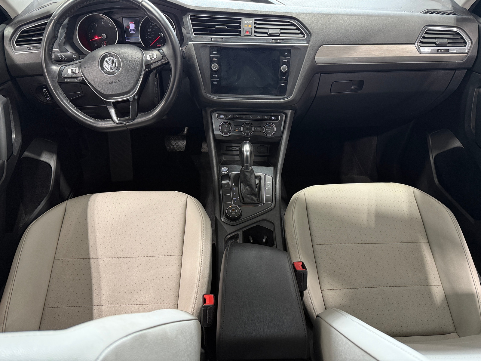 Thumbnail: 2019 Volkswagen Tiguan - 2