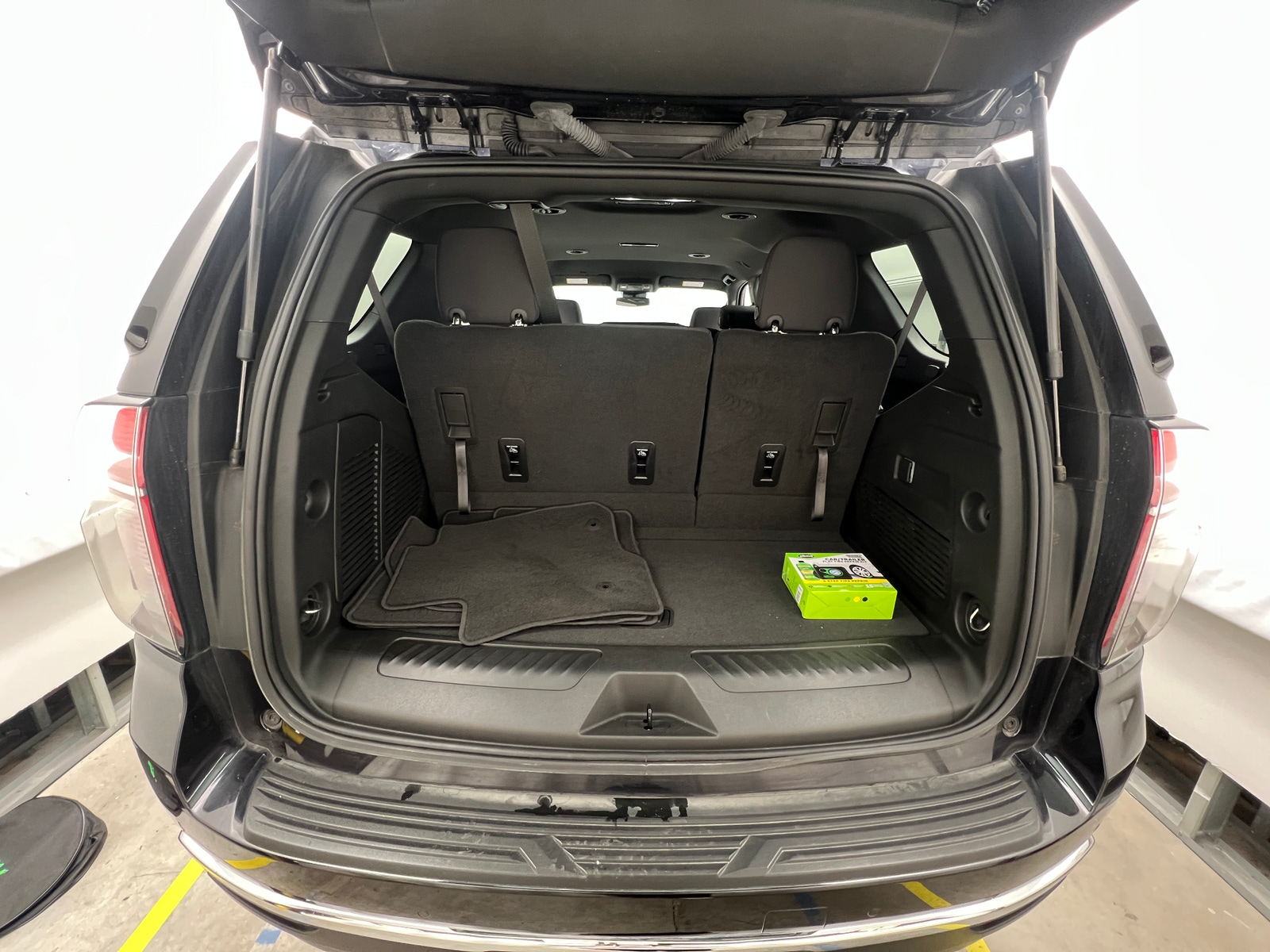 Thumbnail: 2024 Chevrolet Tahoe - 7