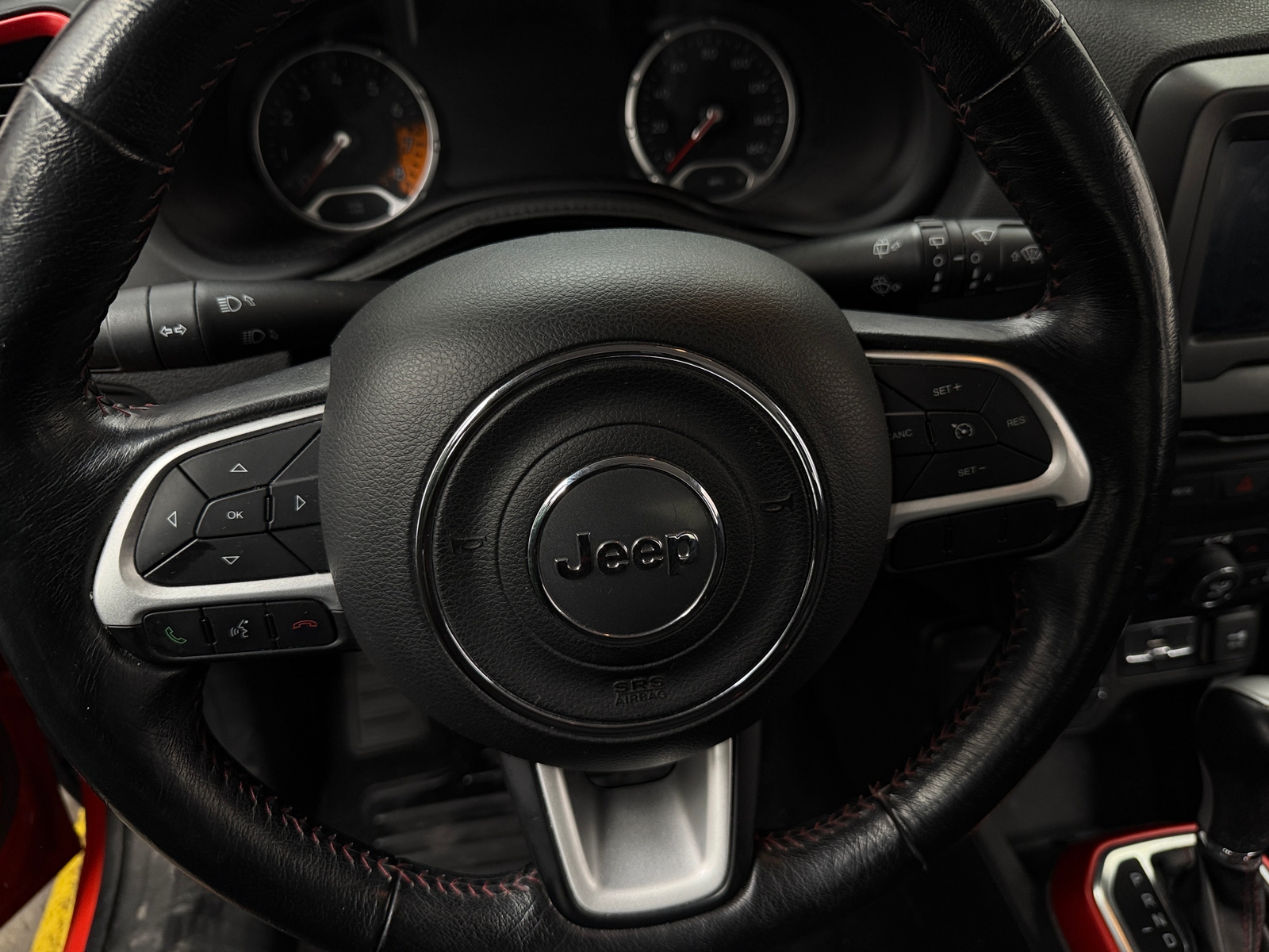 Thumbnail: 2018 Jeep Renegade - 5