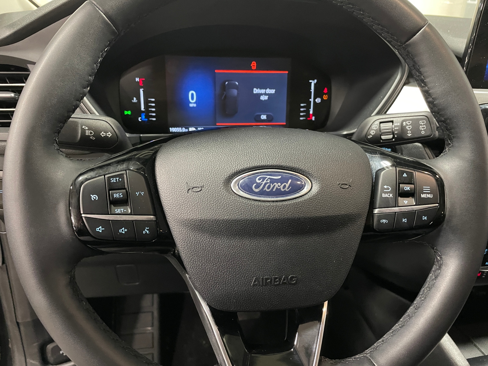 Thumbnail: 2023 Ford Escape - 5