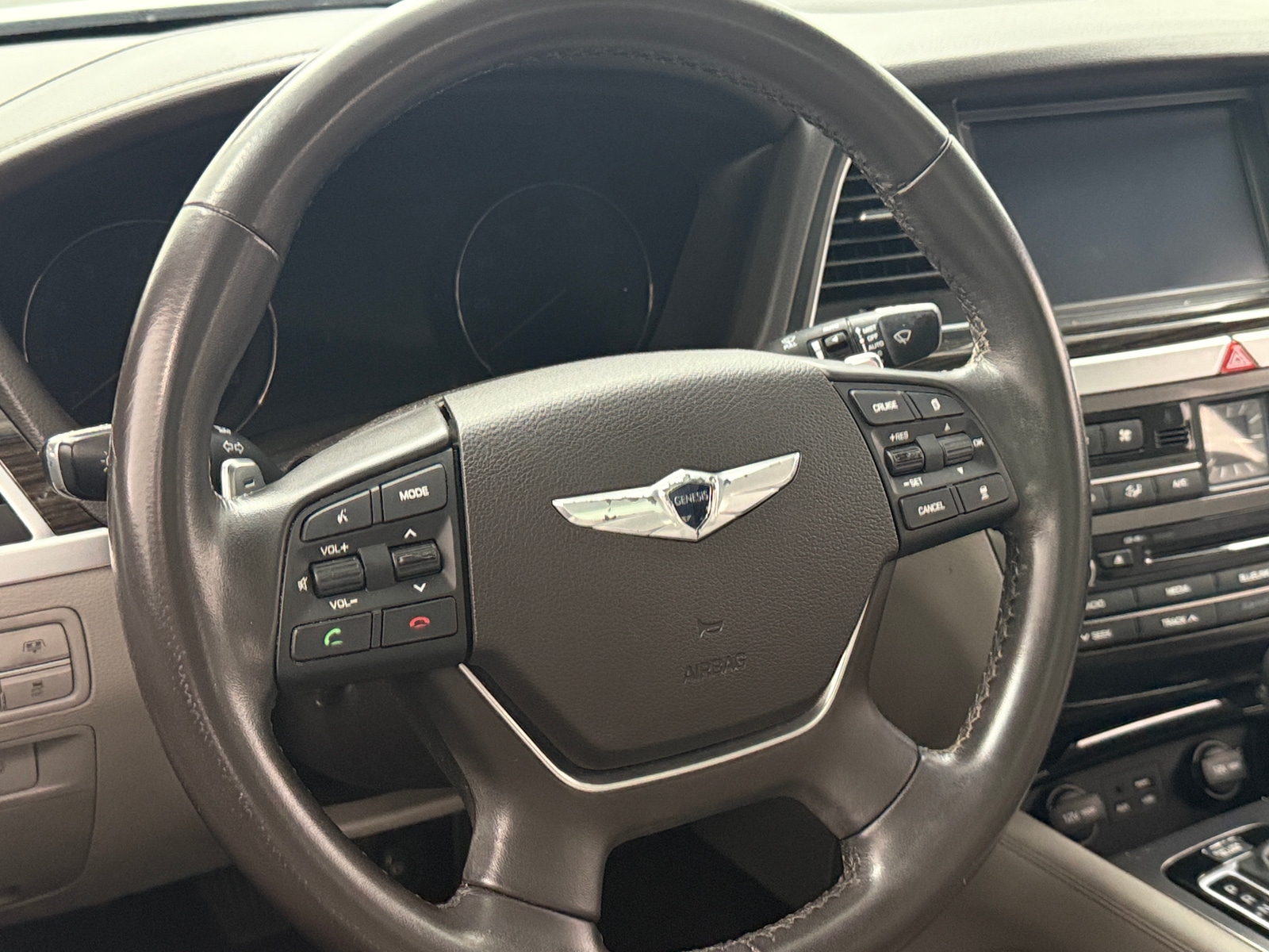 Thumbnail: 2016 Hyundai Genesis - 4