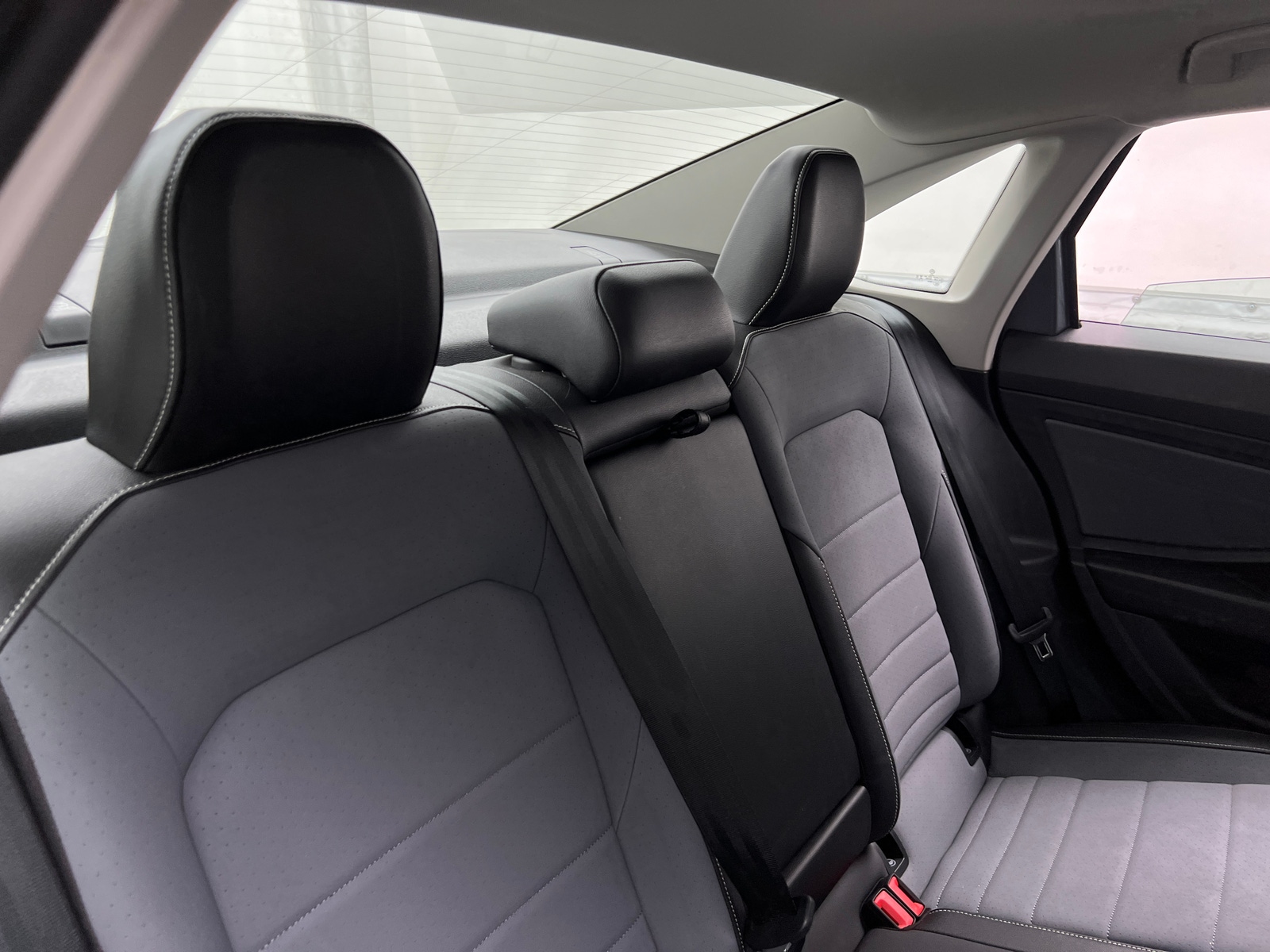 Thumbnail: 2025 Volkswagen Jetta - 5