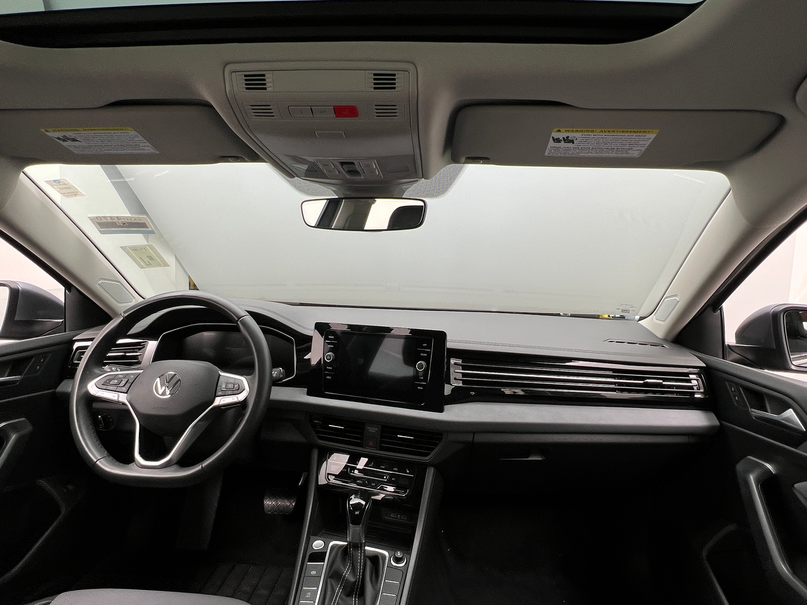 Thumbnail: 2025 Volkswagen Jetta - 2