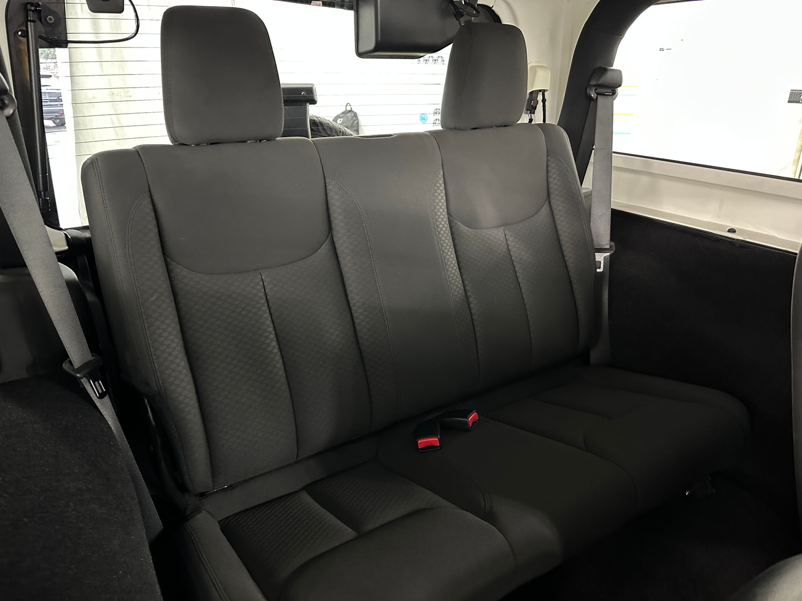 Thumbnail: 2017 Jeep Wrangler - 6