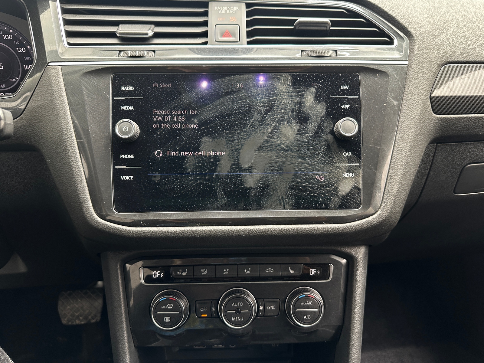 Thumbnail: 2019 Volkswagen Tiguan - 3