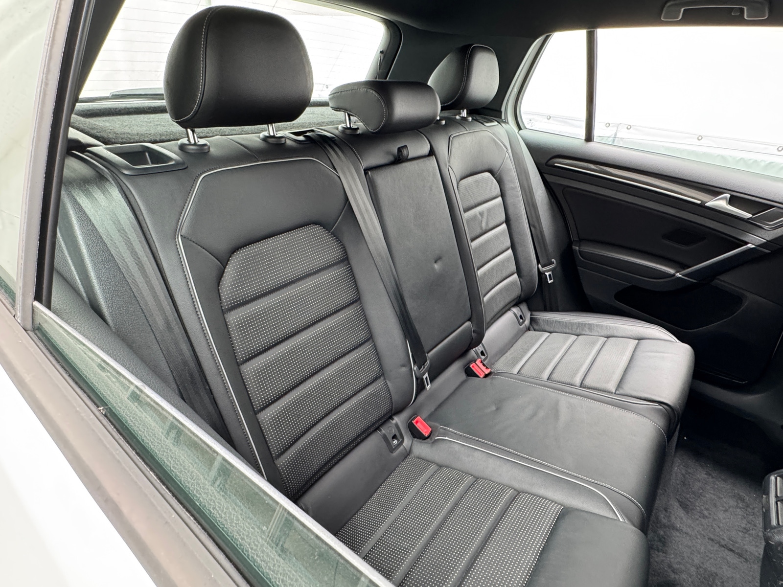 Thumbnail: 2019 Volkswagen Golf - 5