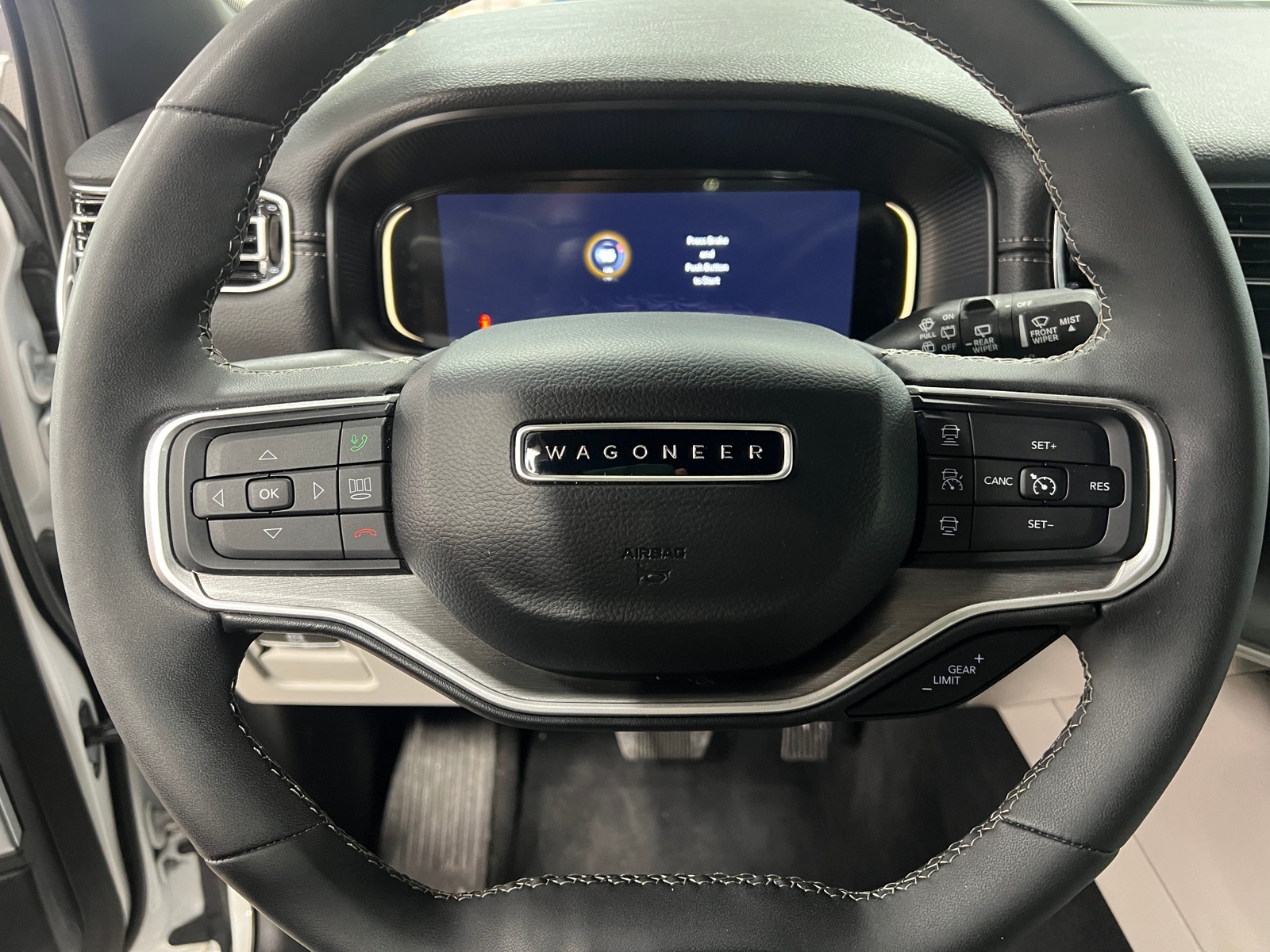 Thumbnail: 2025 Jeep Wagoneer - 4