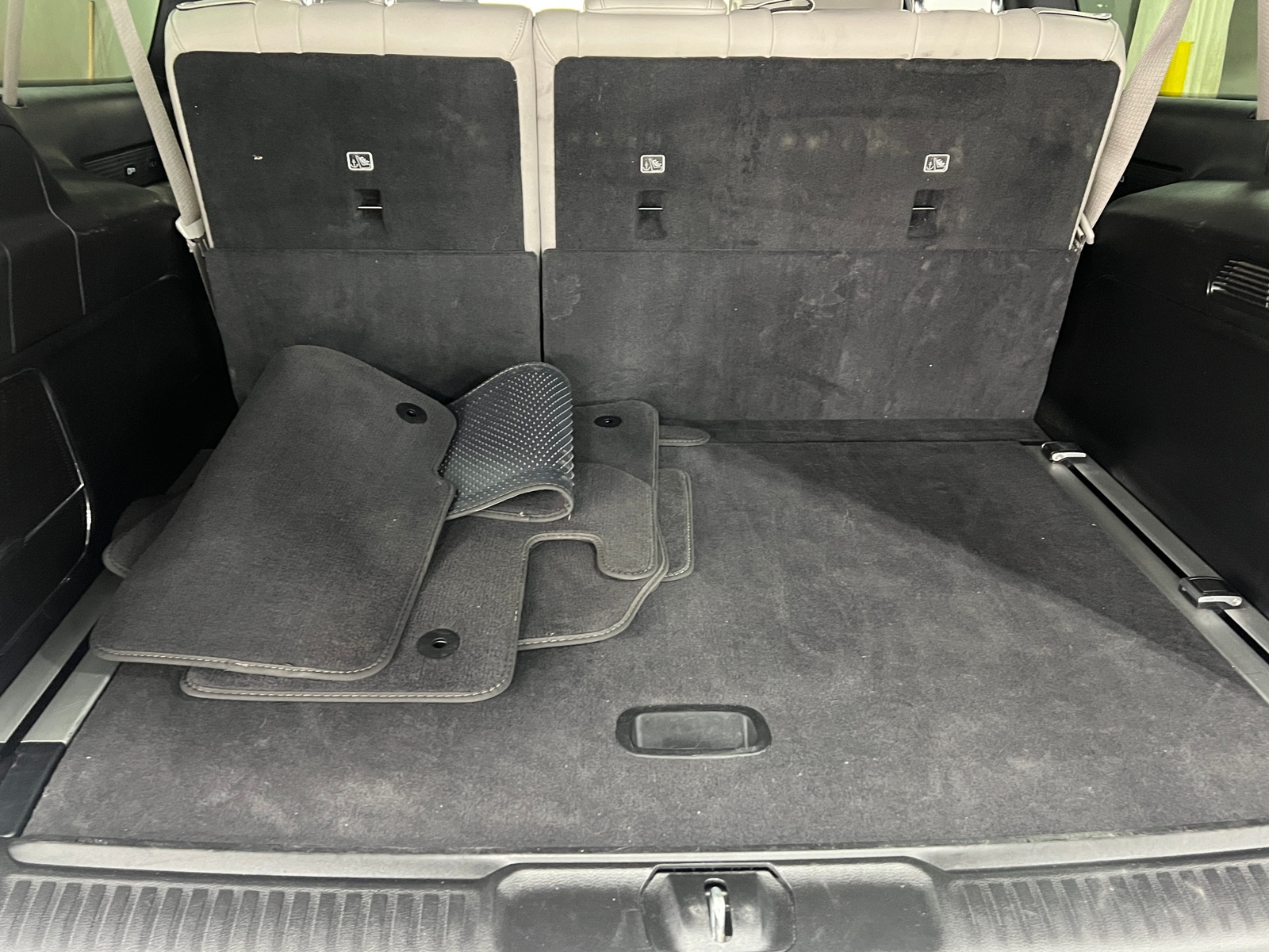 Thumbnail: 2025 Jeep Wagoneer - 6