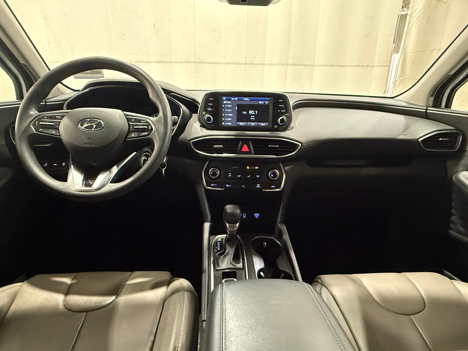 Thumbnail: 2019 Hyundai Santa Fe - 3