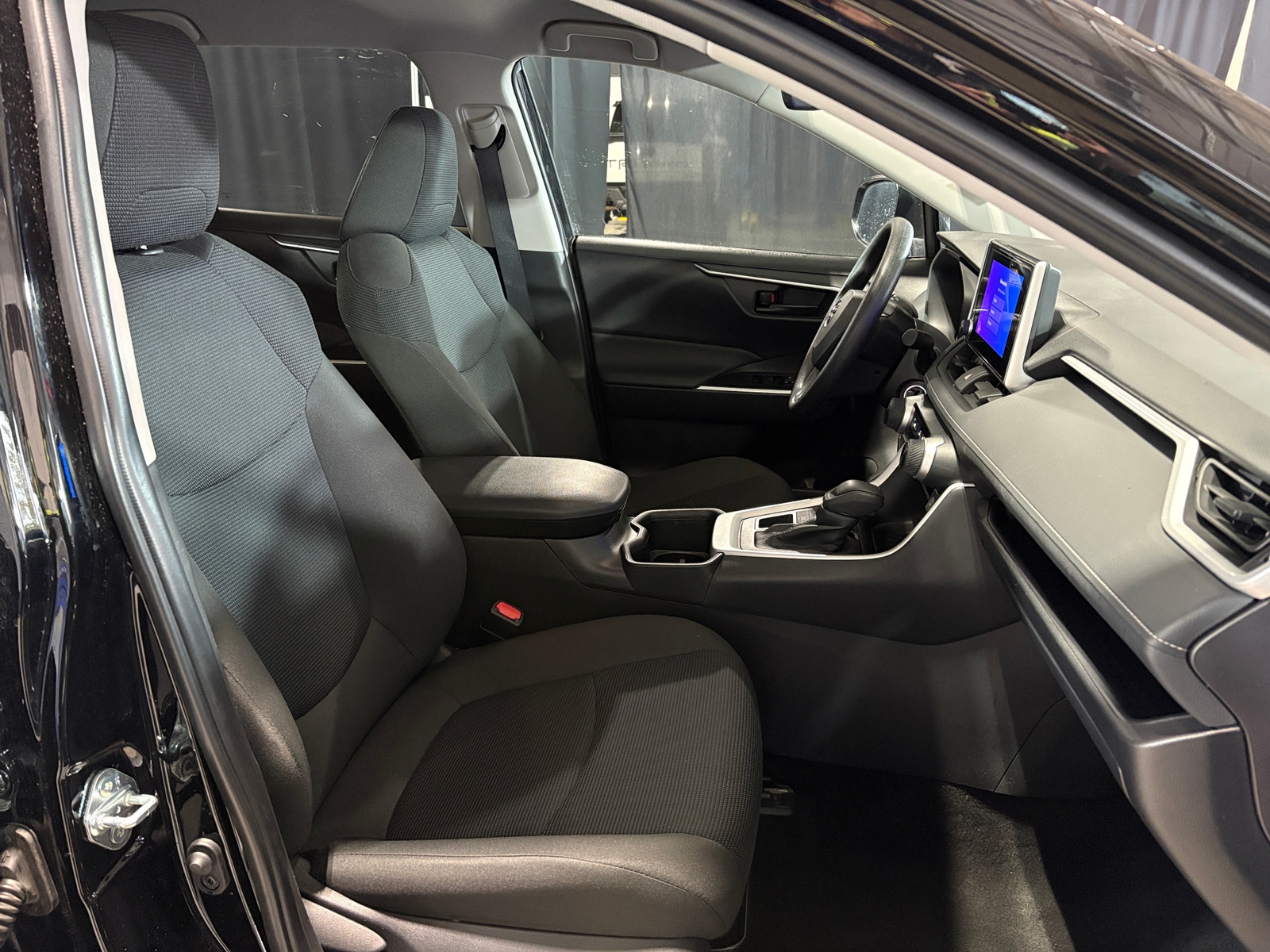 Thumbnail: 2025 Toyota RAV4 - 2