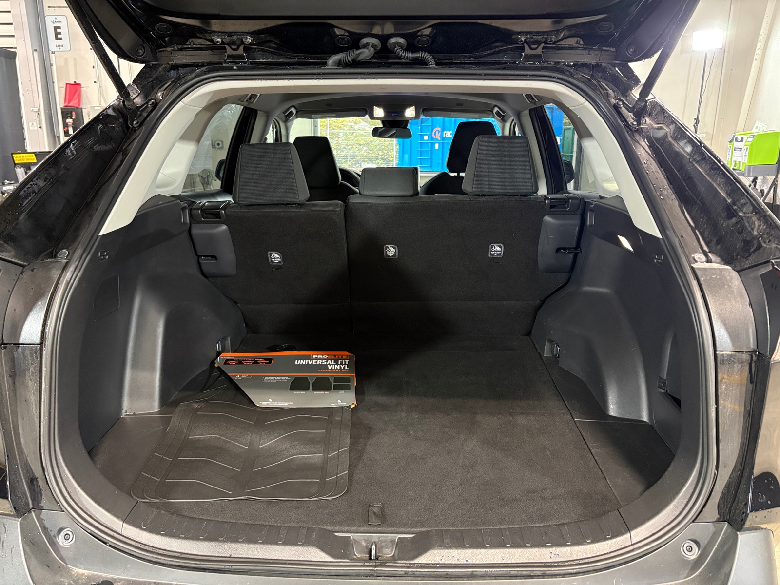 Thumbnail: 2025 Toyota RAV4 - 7