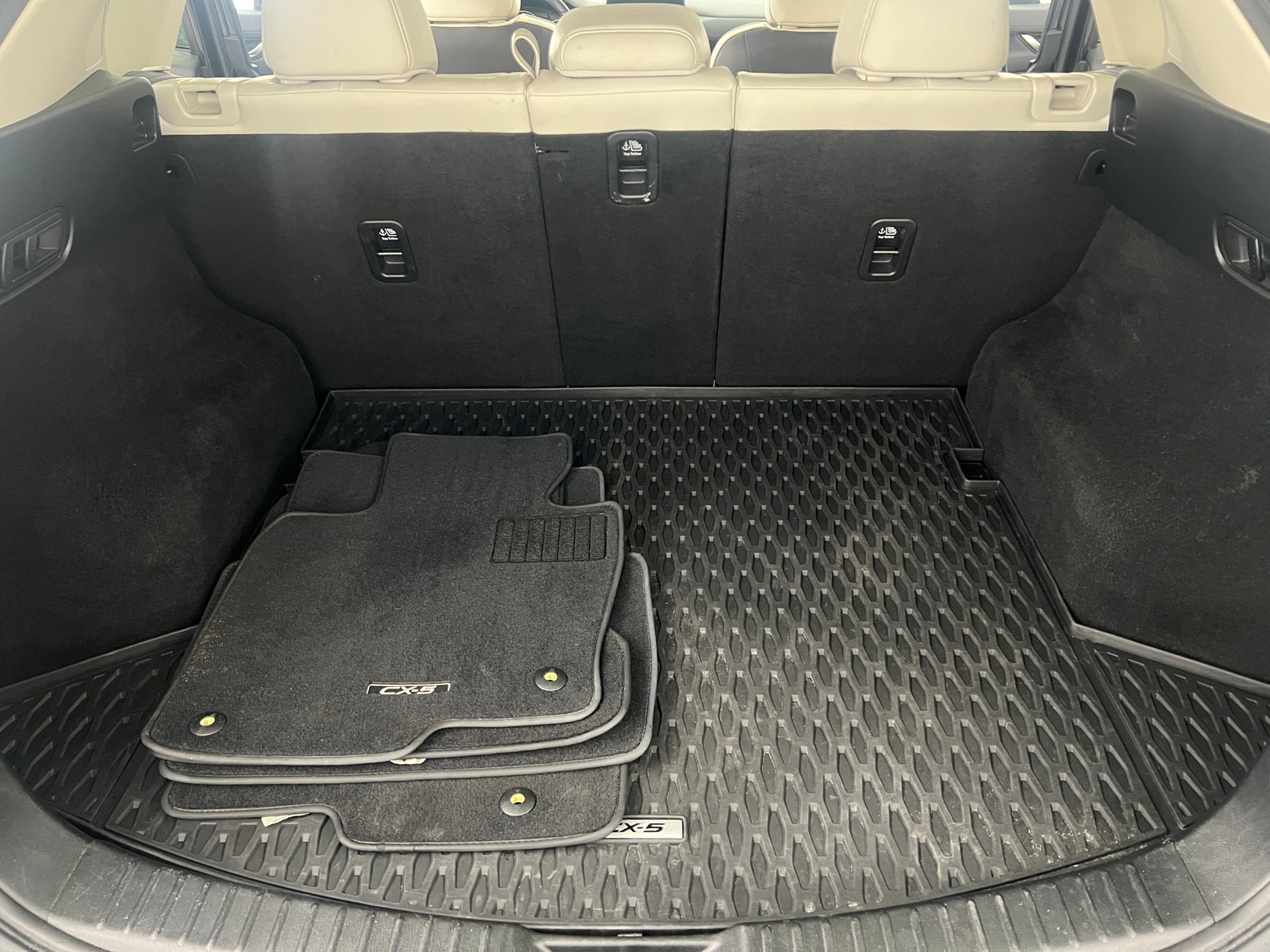 Thumbnail: 2017 Mazda CX-5 - 6