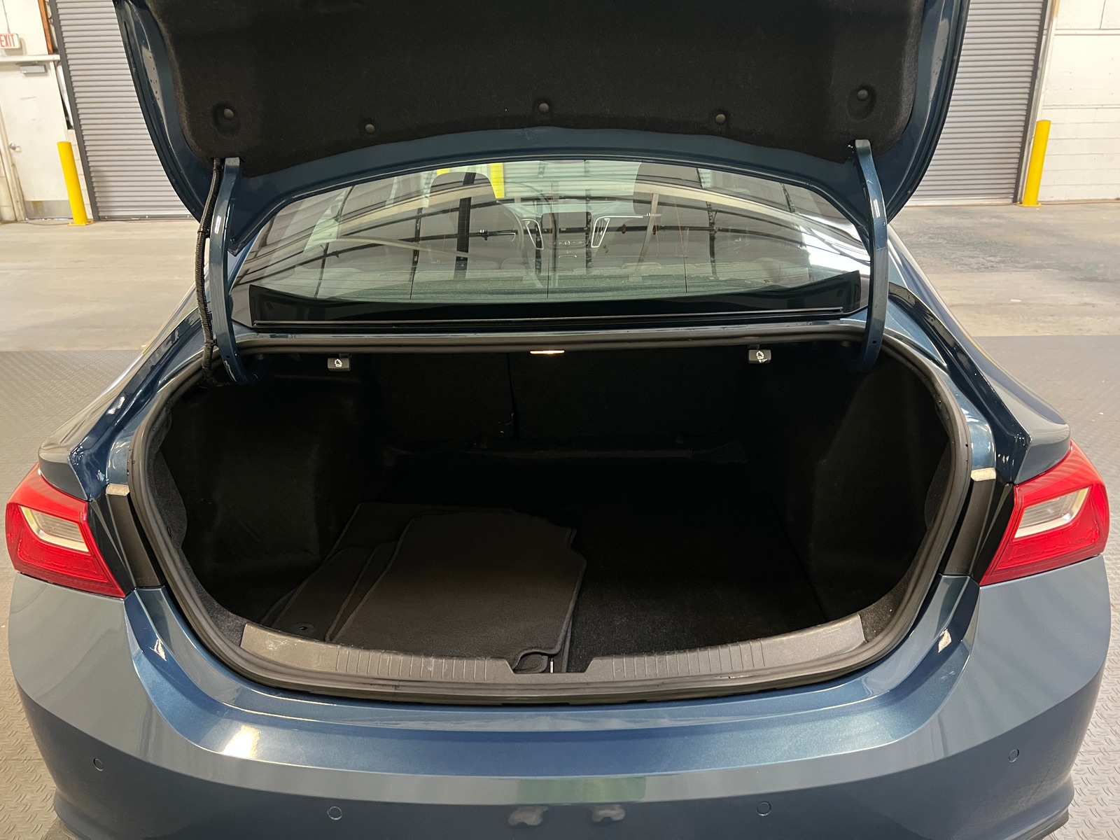 Thumbnail: 2024 Chevrolet Malibu - 7