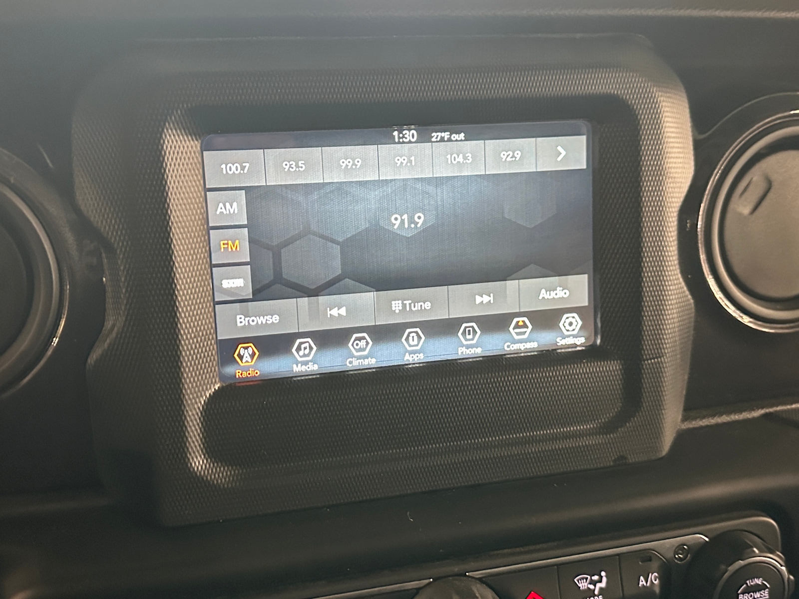 Thumbnail: 2022 Jeep Gladiator - 4