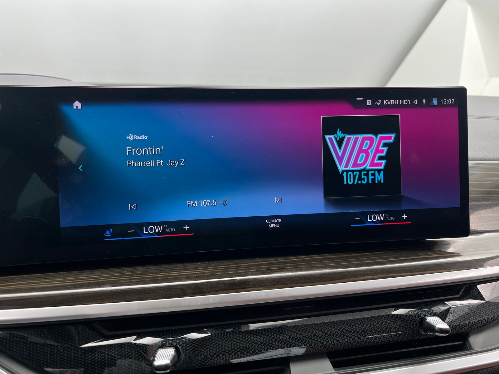 Thumbnail: 2023 BMW X7 - 3