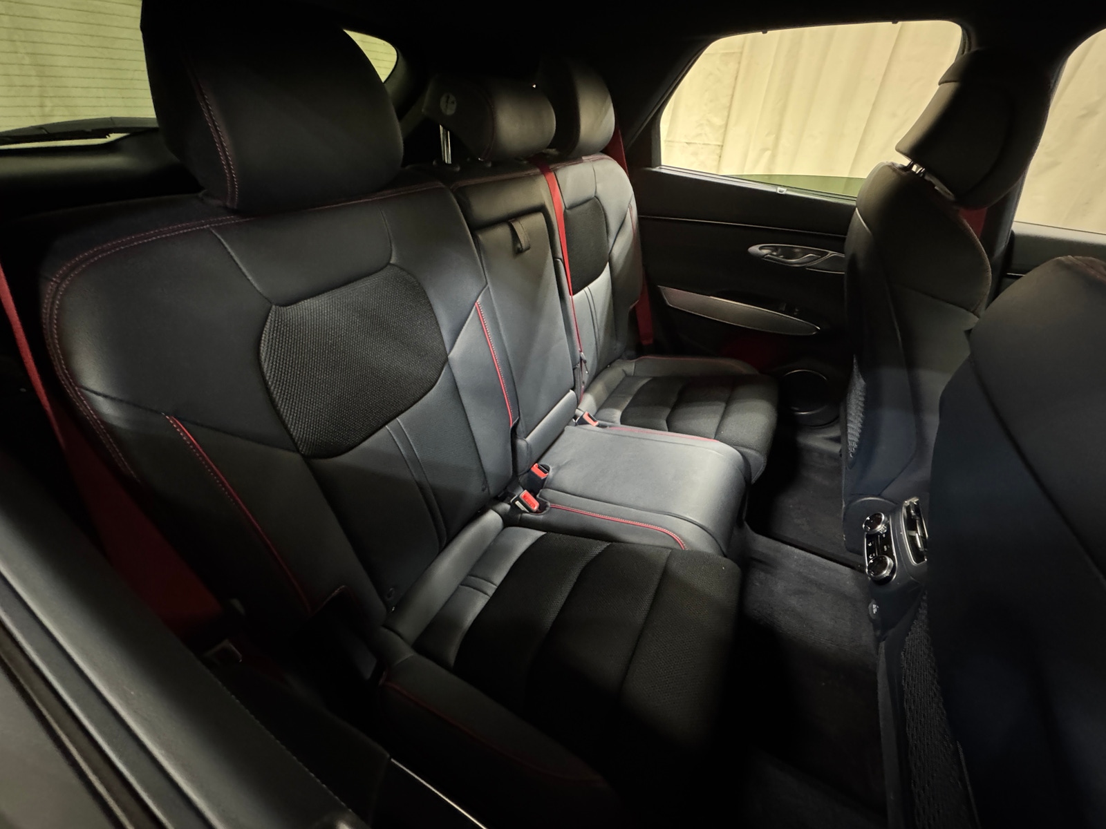 Thumbnail: 2023 Genesis GV70 - 5