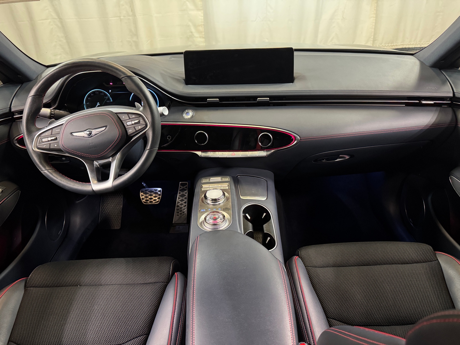 Thumbnail: 2023 Genesis GV70 - 2