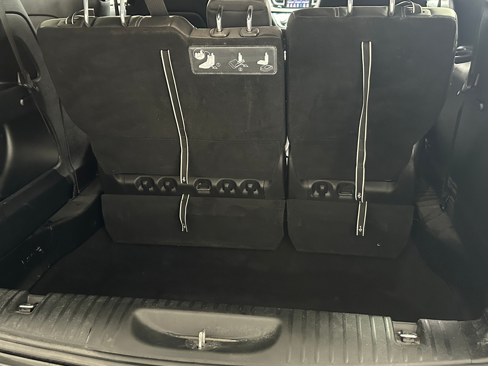 Thumbnail: 2020 Chrysler Pacifica - 6