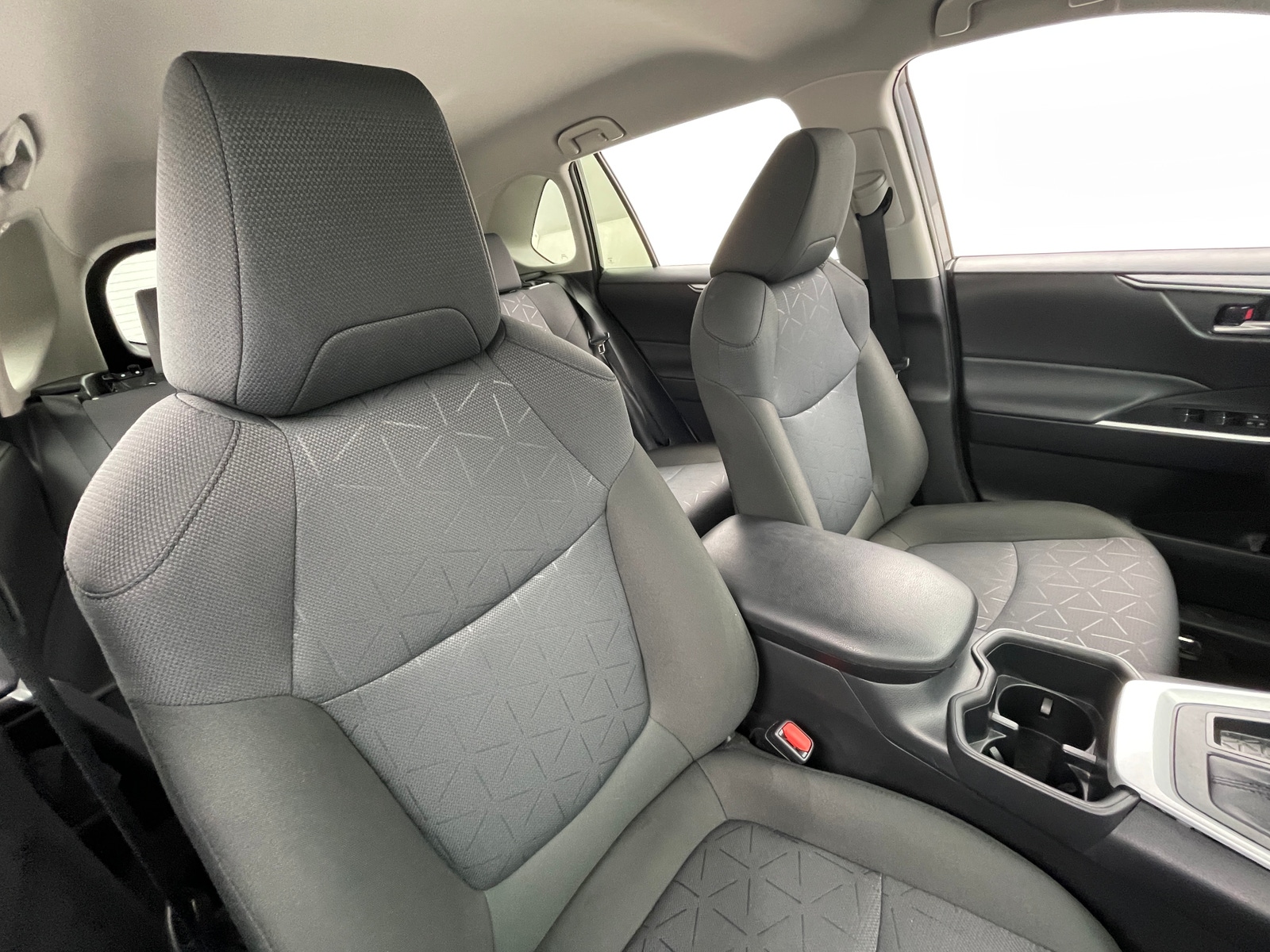 Thumbnail: 2025 Toyota RAV4 - 2