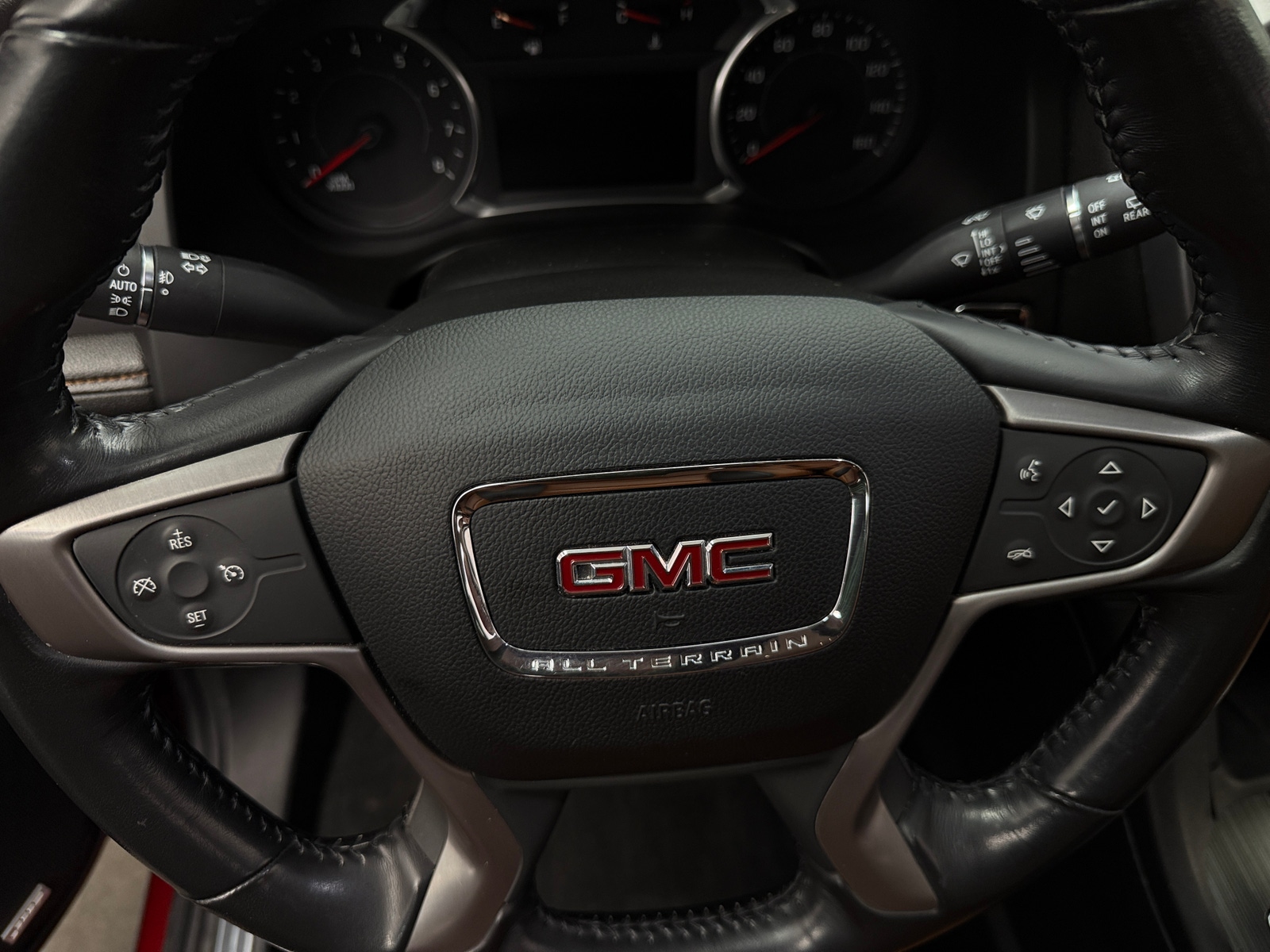 Thumbnail: 2019 GMC Acadia - 4