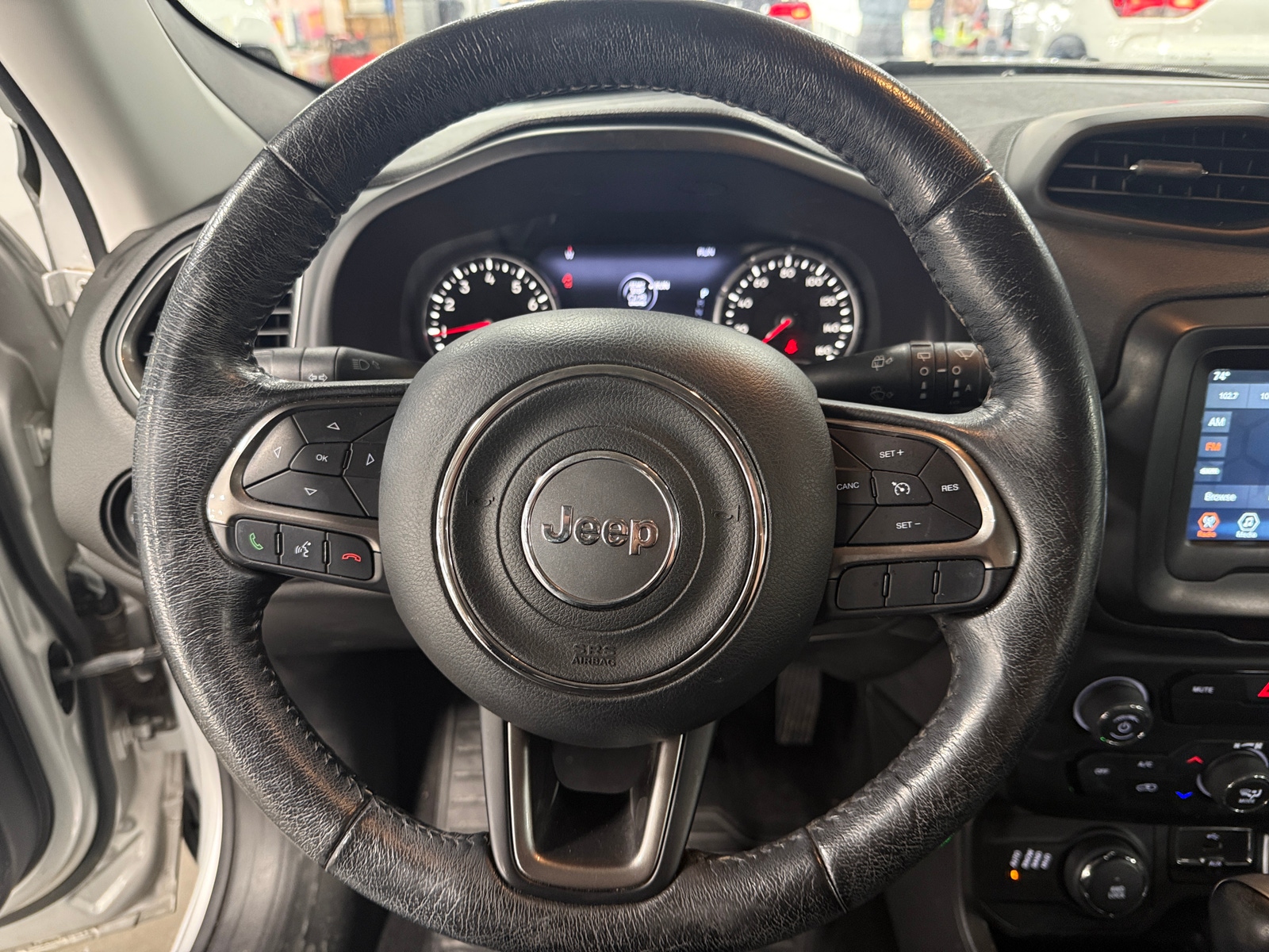 Thumbnail: 2018 Jeep Renegade - 4