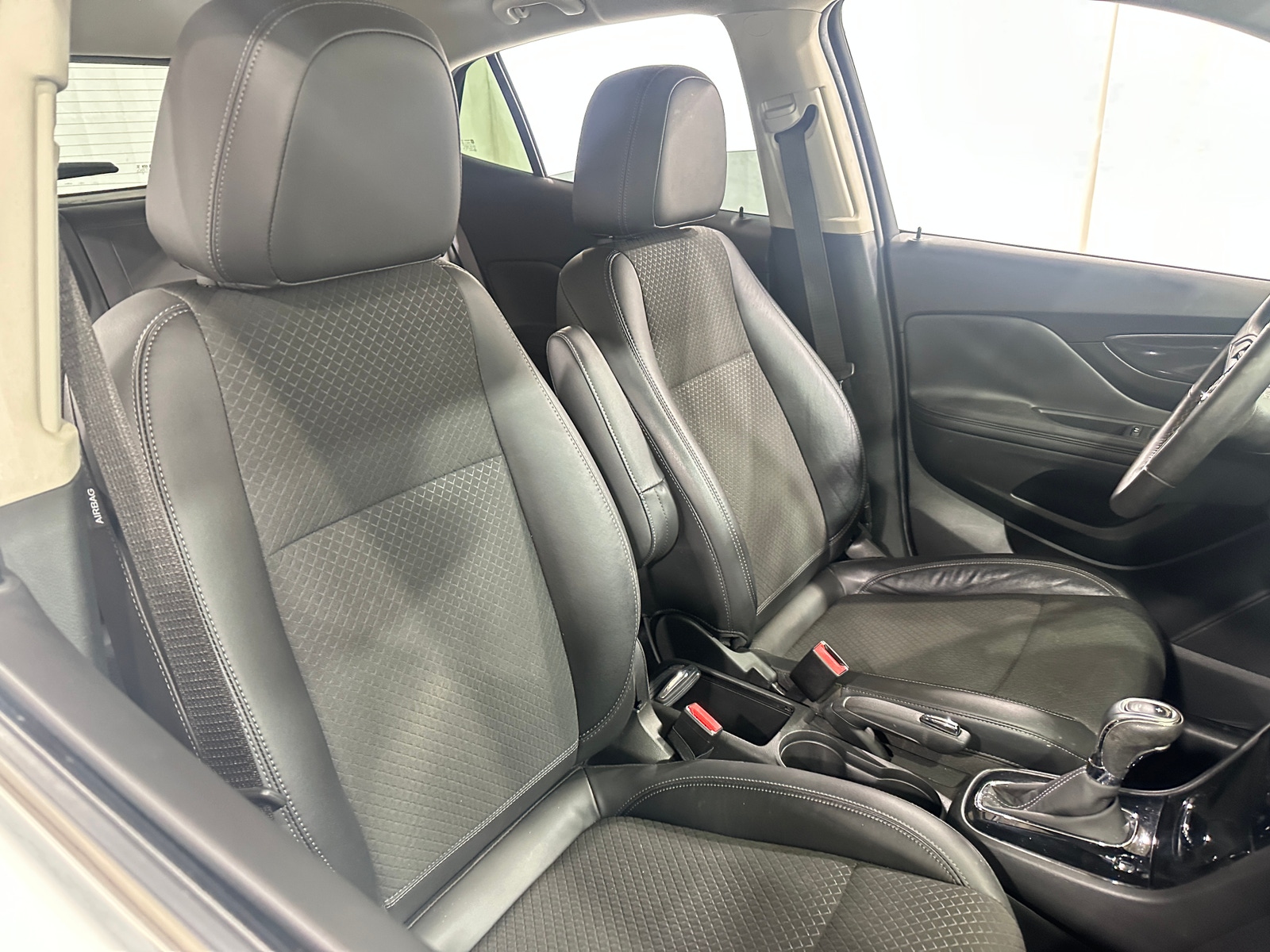 Thumbnail: 2017 Buick Encore - 2