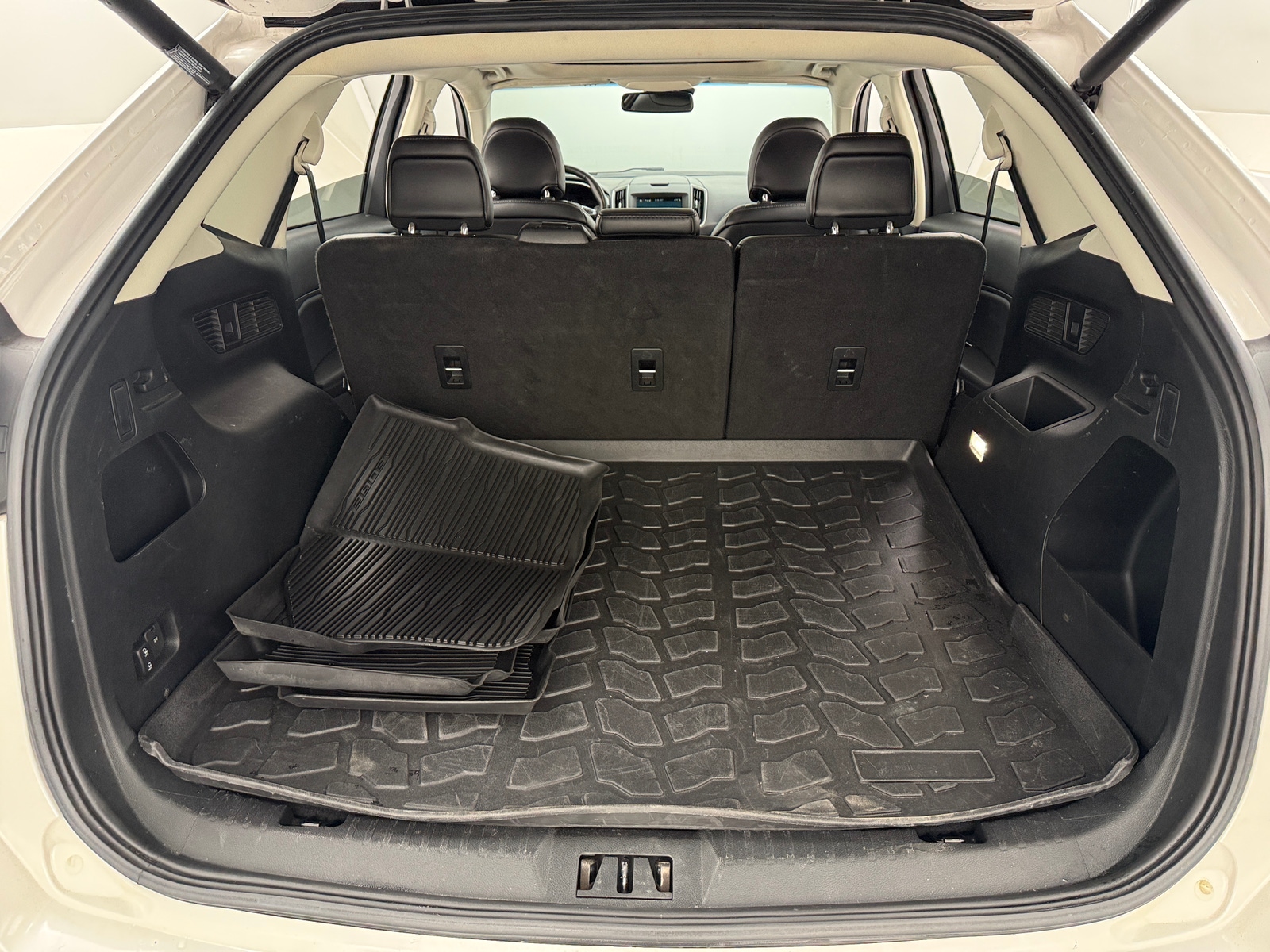 Thumbnail: 2018 Ford Edge - 6