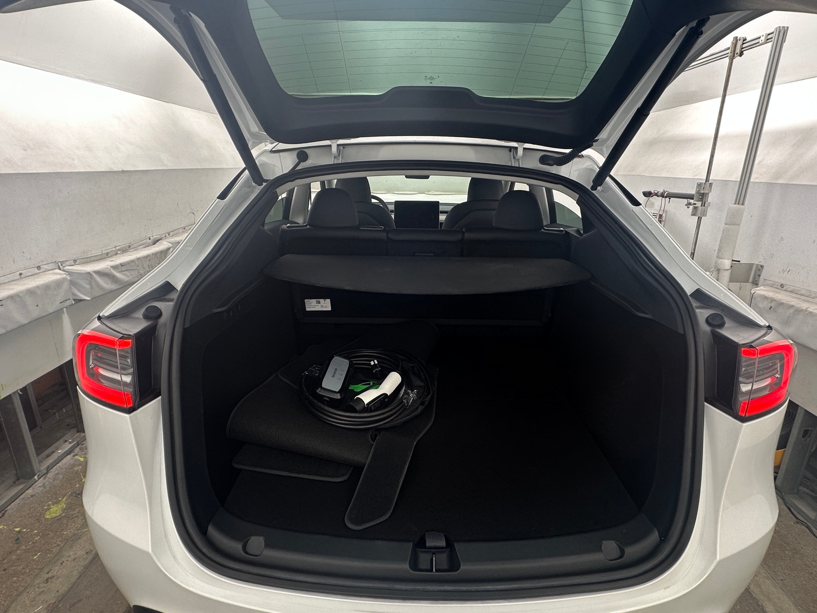 Thumbnail: 2023 Tesla Model Y - 6