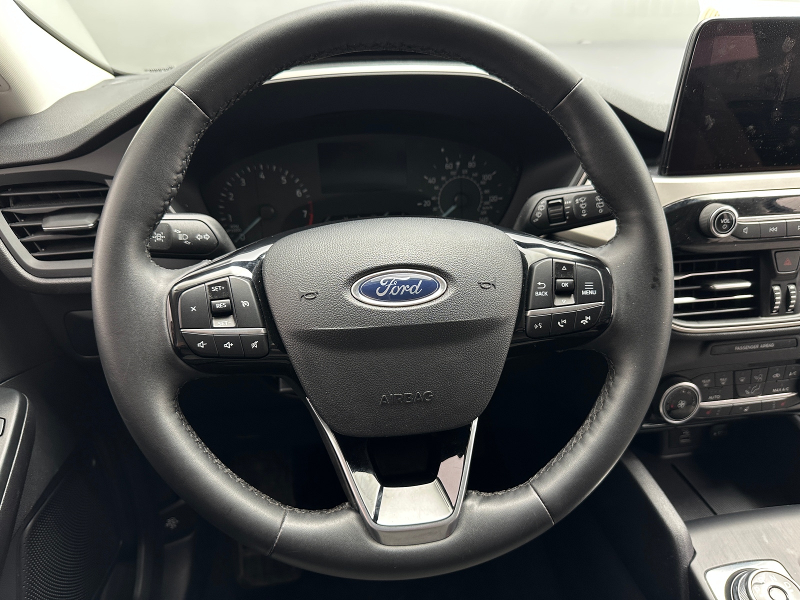 Thumbnail: 2022 Ford Escape - 5