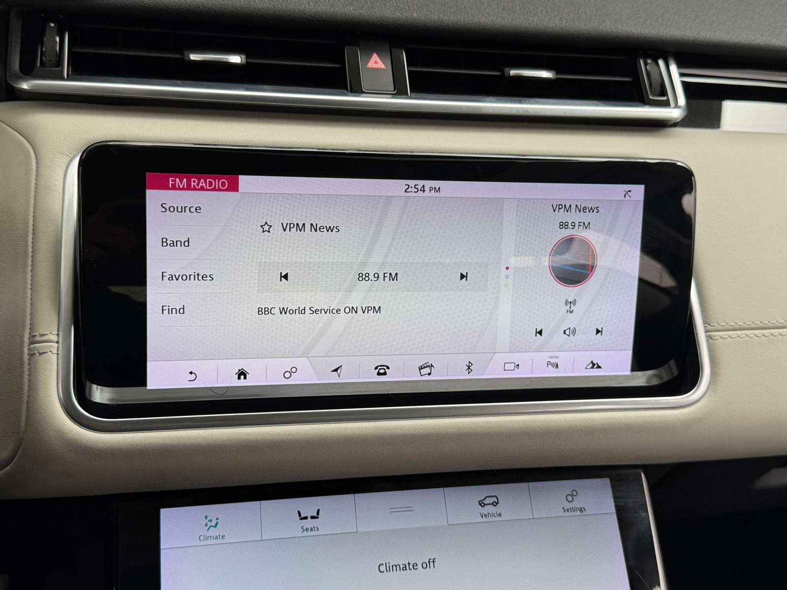 Thumbnail: 2018 Land Rover Range Rover Velar - 3