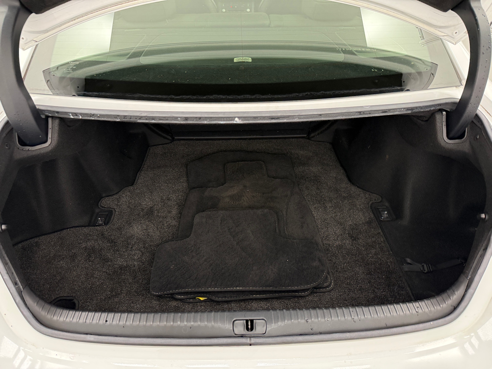 Thumbnail: 2019 Lexus RC - 4