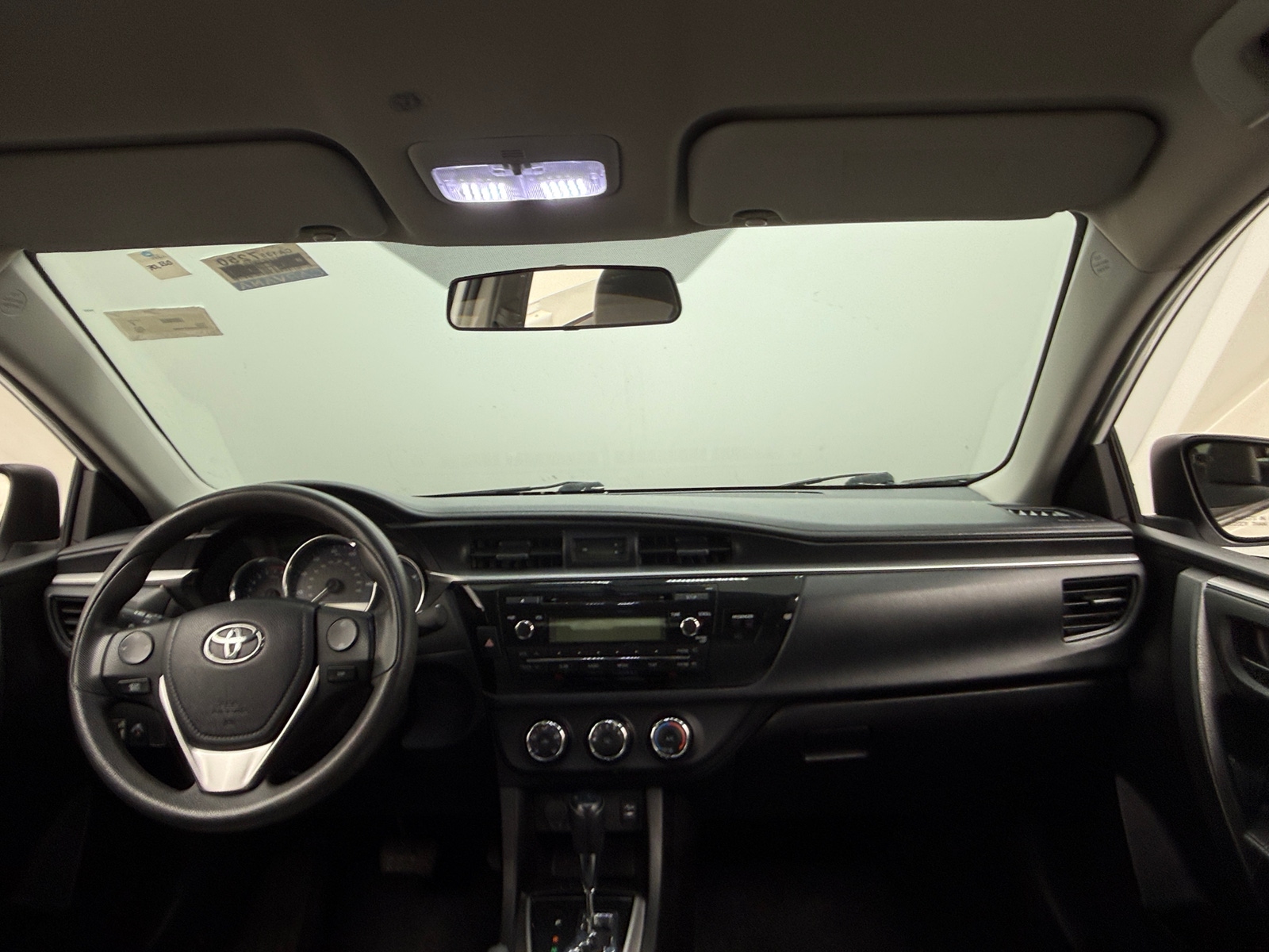 Thumbnail: 2014 Toyota Corolla - 3