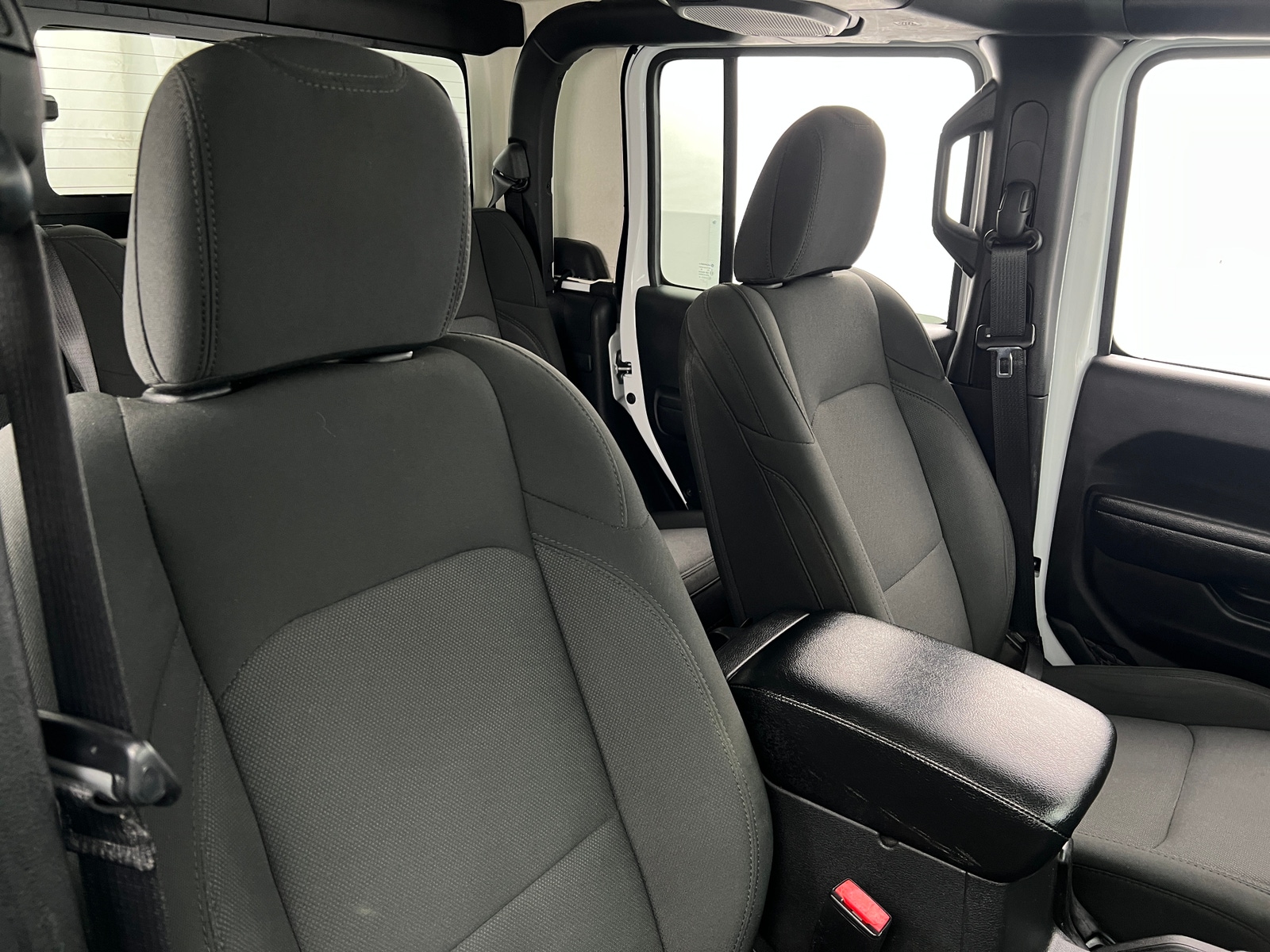 Thumbnail: 2022 Jeep Gladiator - 2