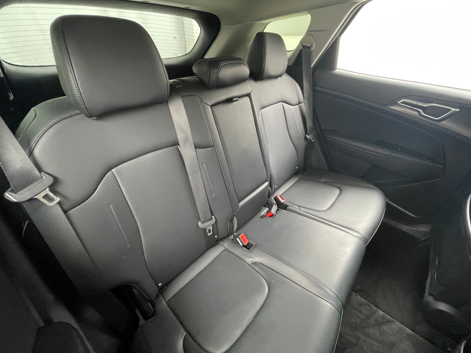 Thumbnail: 2023 Kia Sportage - 5