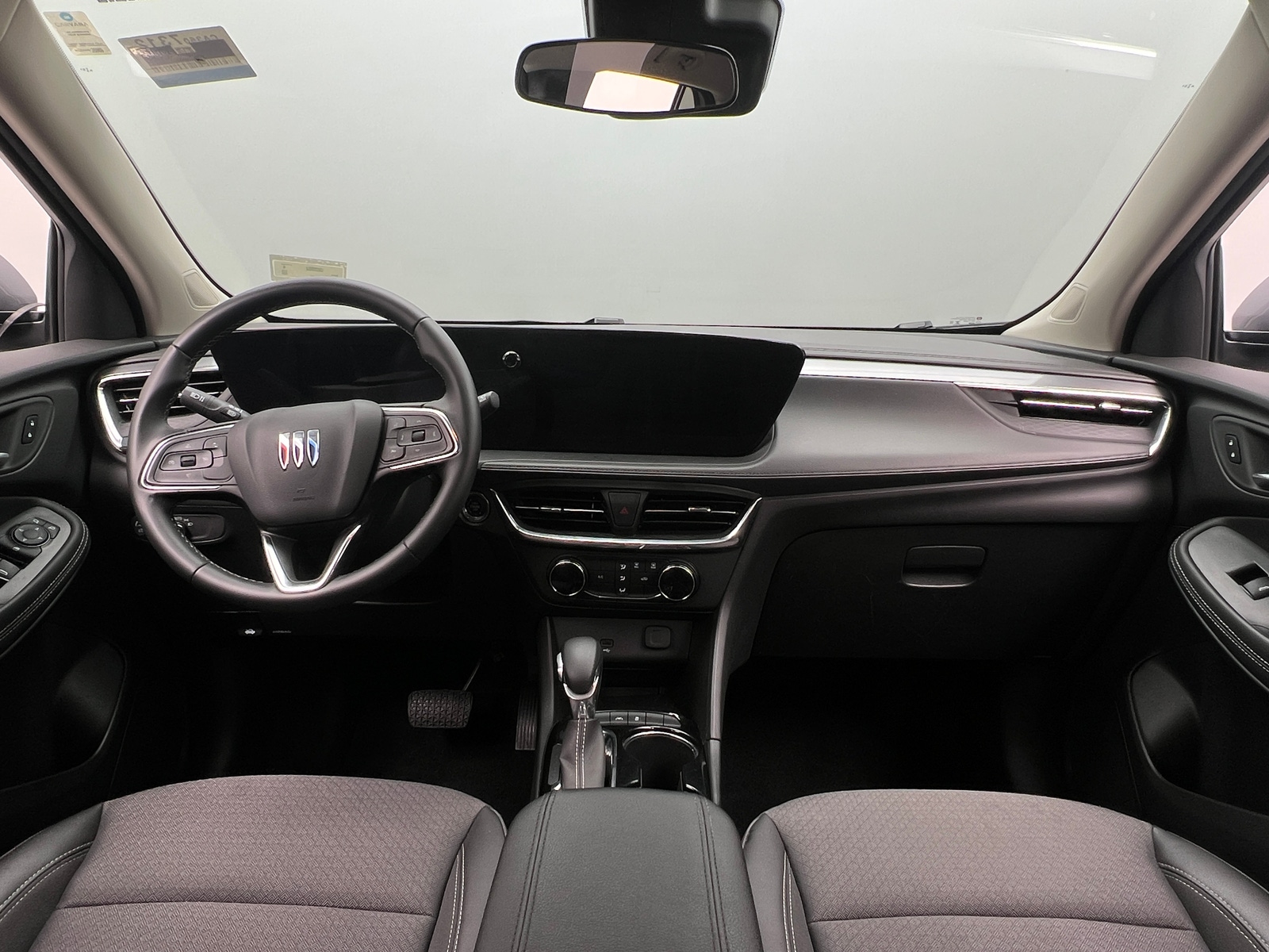 Thumbnail: 2025 Buick Encore GX - 2