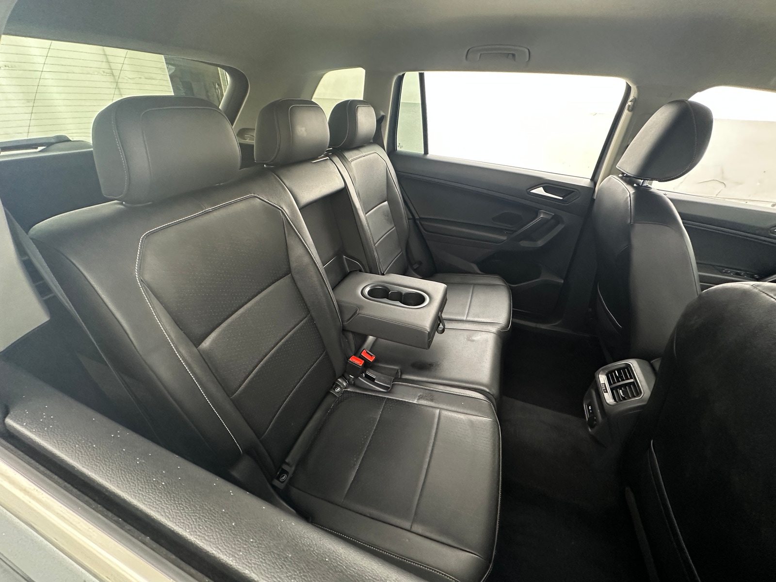 Thumbnail: 2021 Volkswagen Tiguan - 5