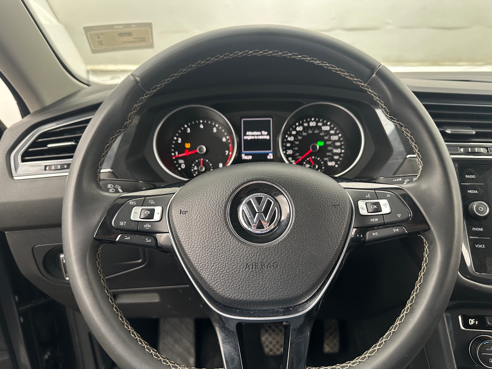 Thumbnail: 2021 Volkswagen Tiguan - 4