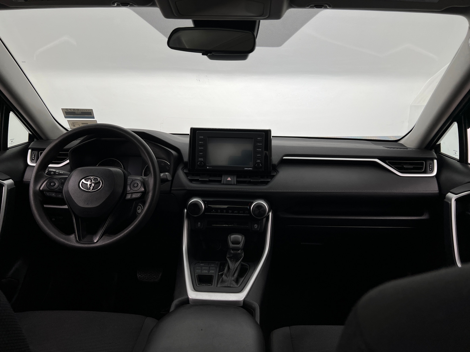 Thumbnail: 2020 Toyota RAV4 - 3