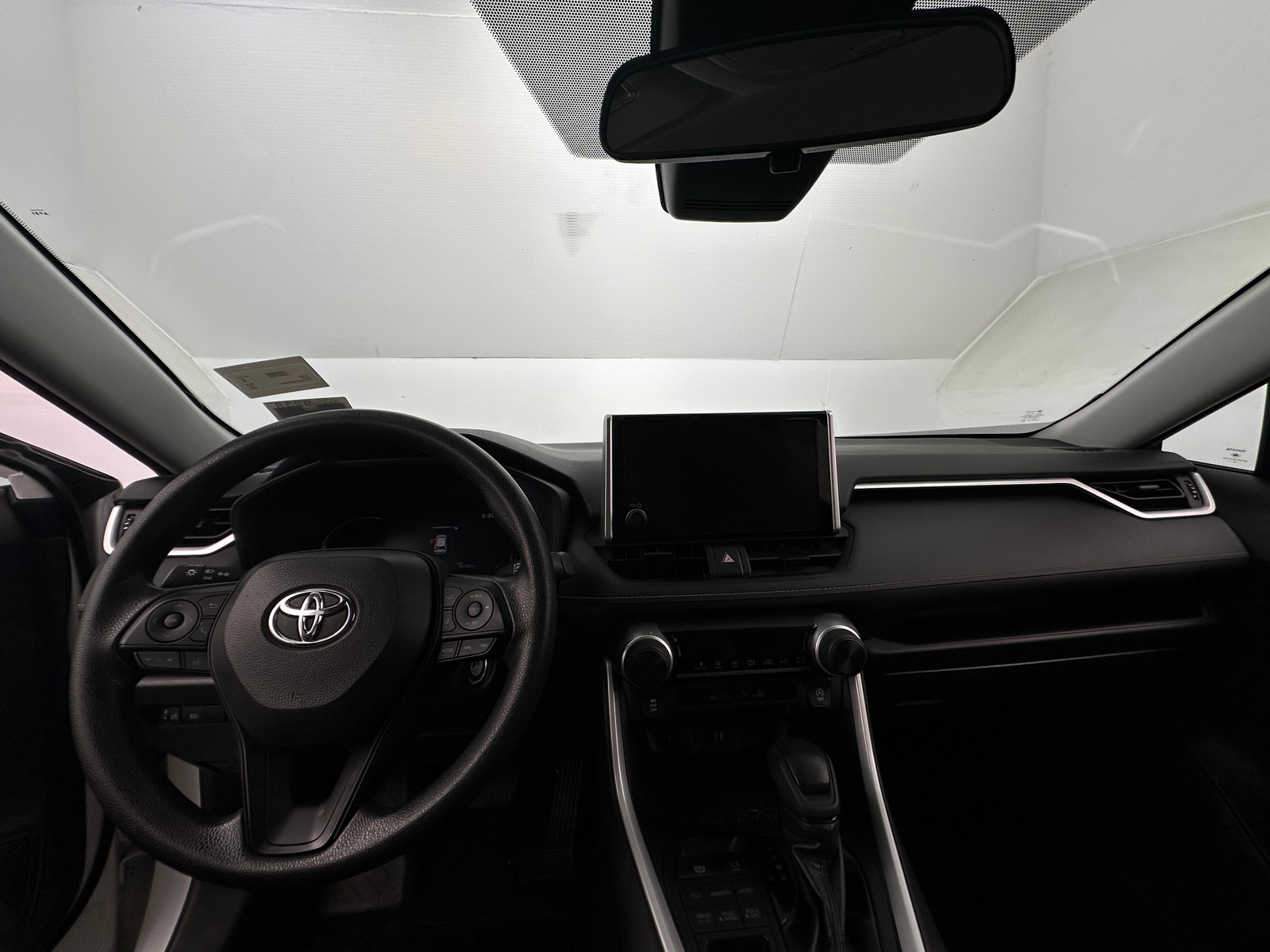 Thumbnail: 2024 Toyota RAV4 - 3