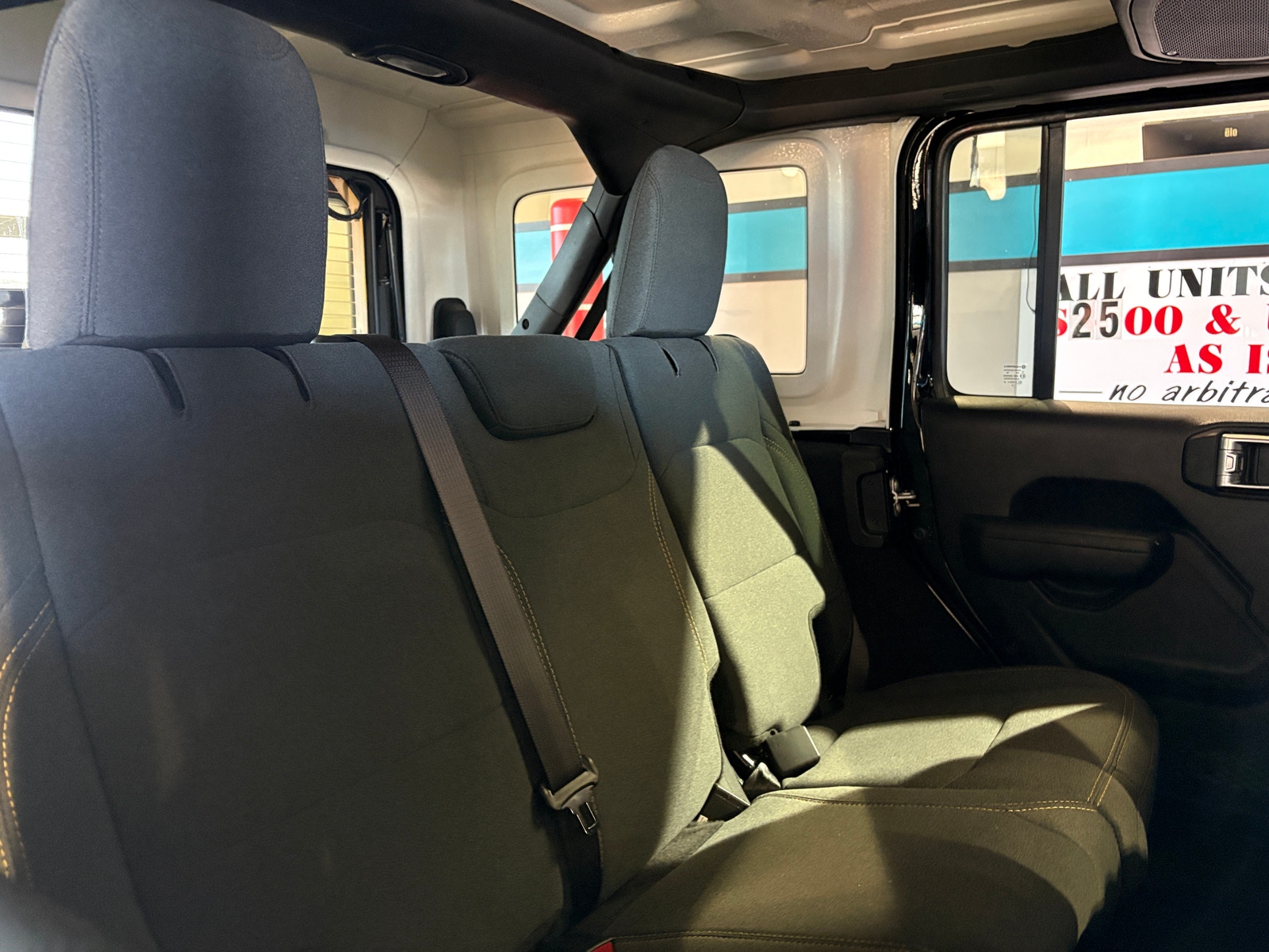 Thumbnail: 2025 Jeep Wrangler - 6