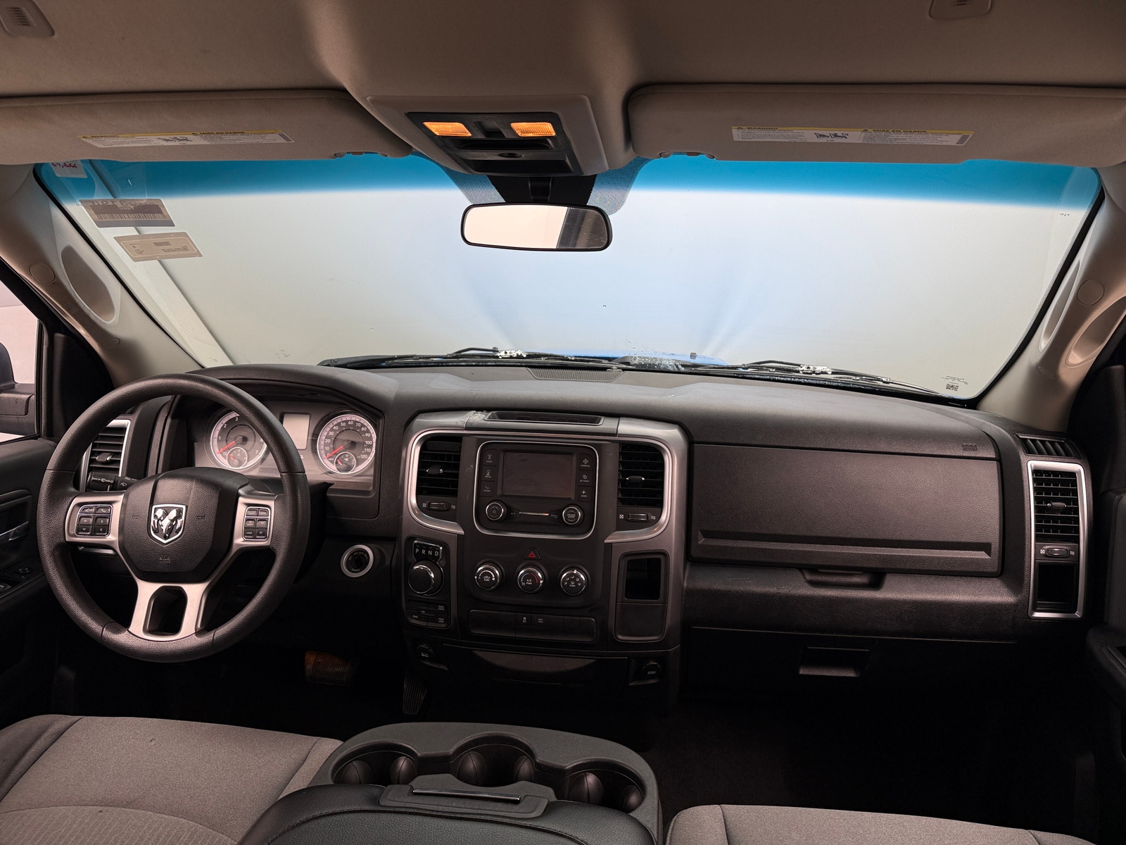 Thumbnail: 2021 RAM 1500 Classic - 3