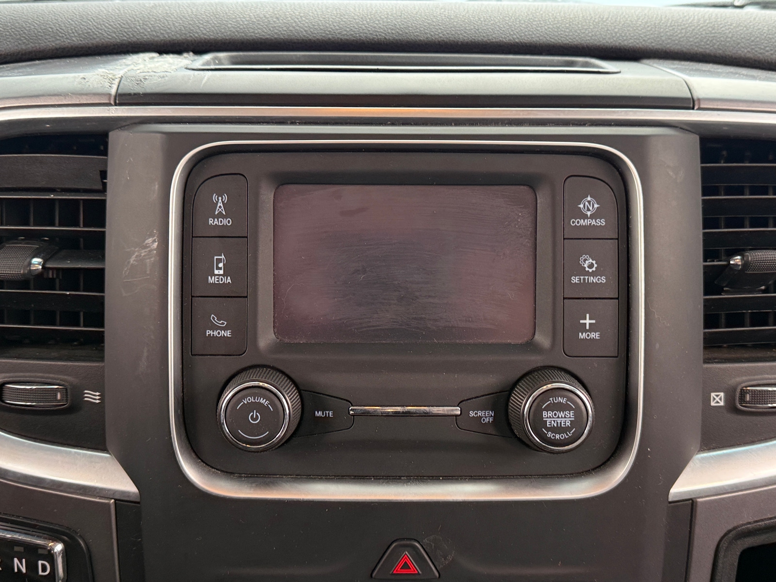 Thumbnail: 2021 RAM 1500 Classic - 4