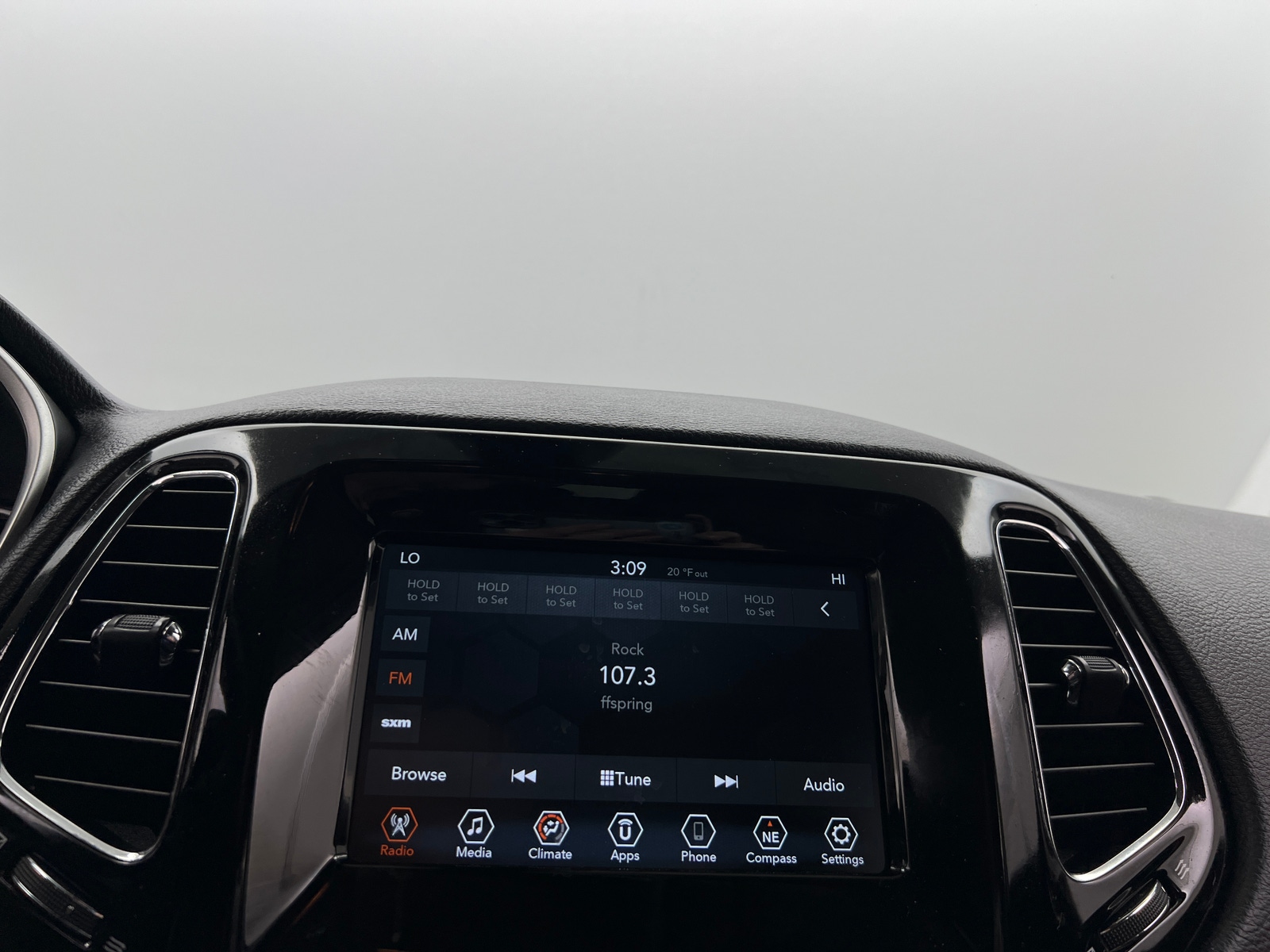 Thumbnail: 2019 Jeep Compass - 4