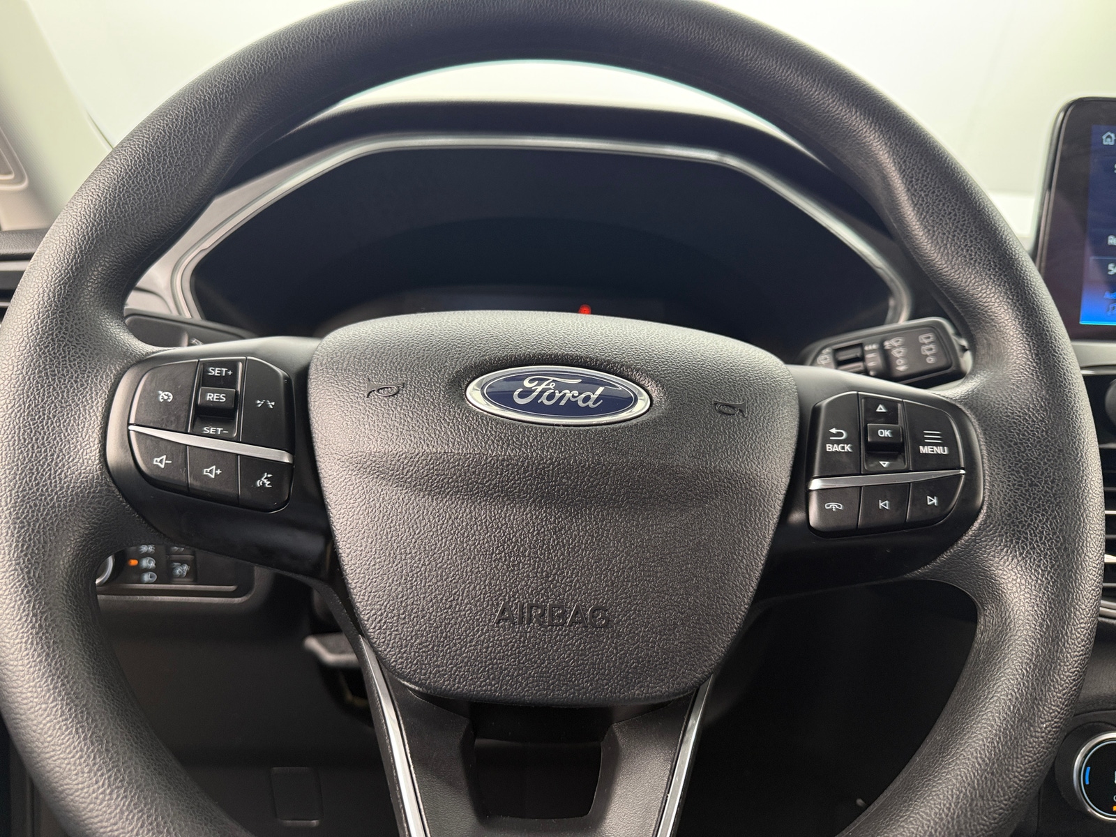 Thumbnail: 2025 Ford Escape - 5