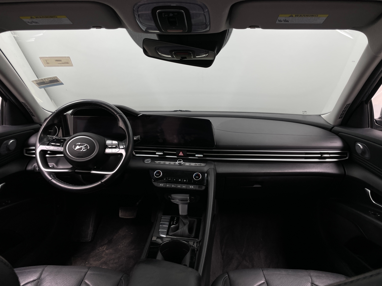 Thumbnail: 2023 Hyundai Elantra - 2