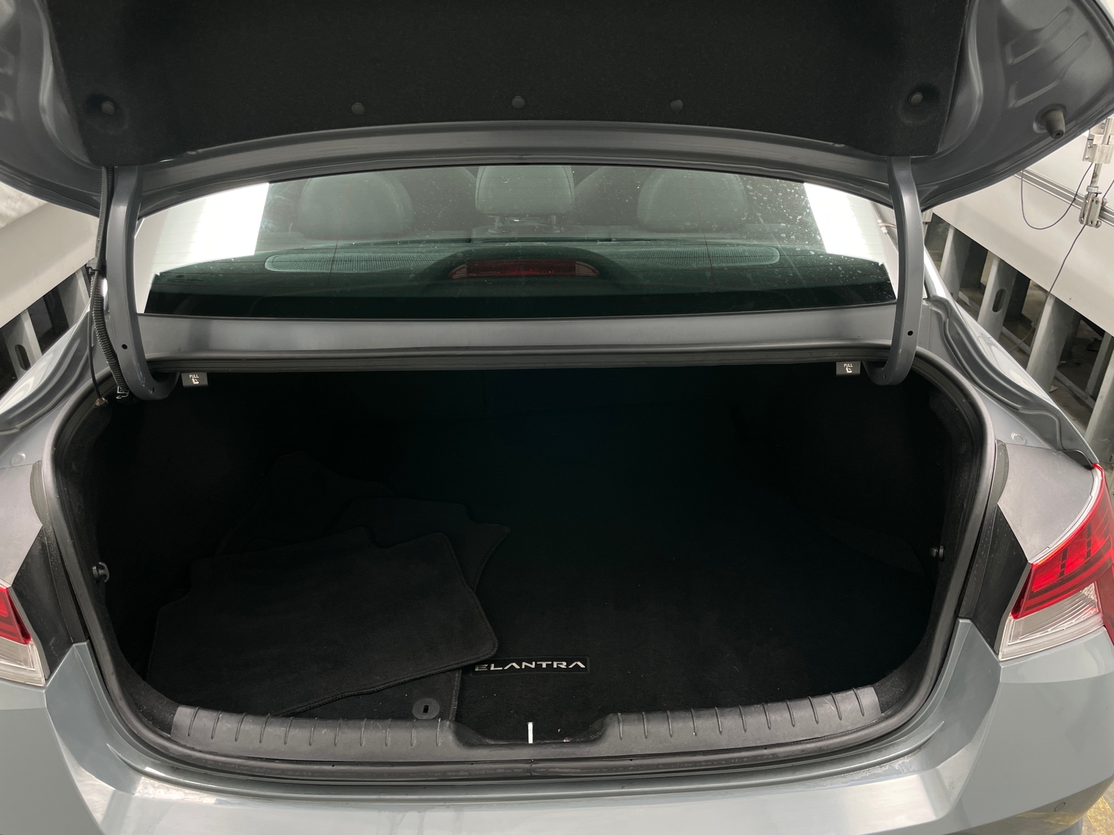 Thumbnail: 2023 Hyundai Elantra - 6