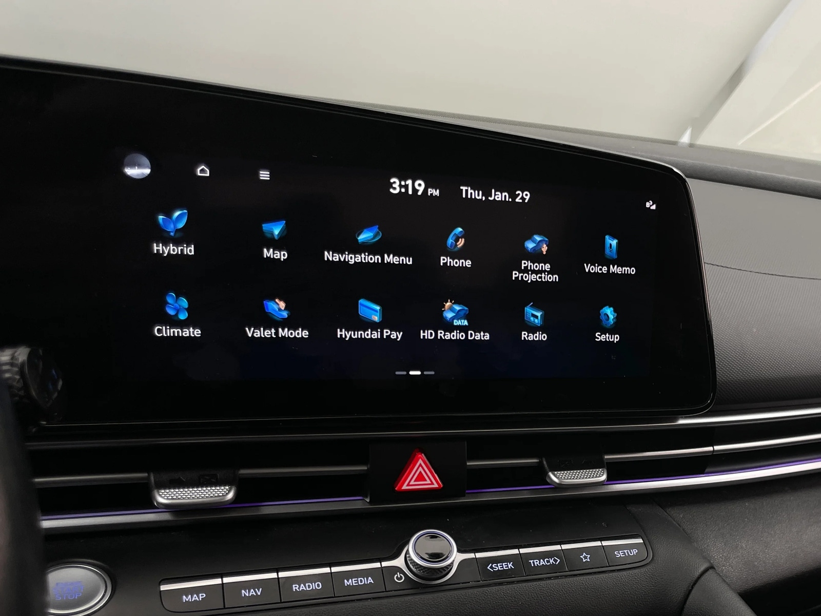 Thumbnail: 2023 Hyundai Elantra - 3